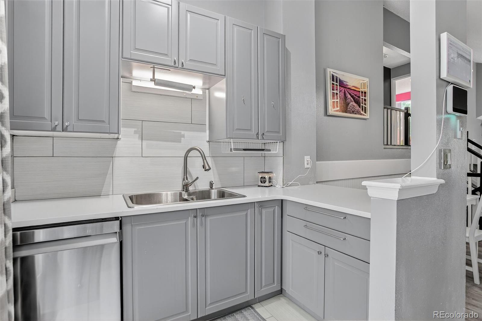 MLS Image #7 for 1102  conifer court,highlands ranch, Colorado