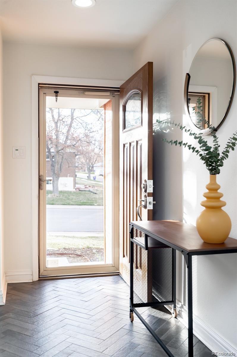 MLS Image #2 for 3004 s niagara way,denver, Colorado