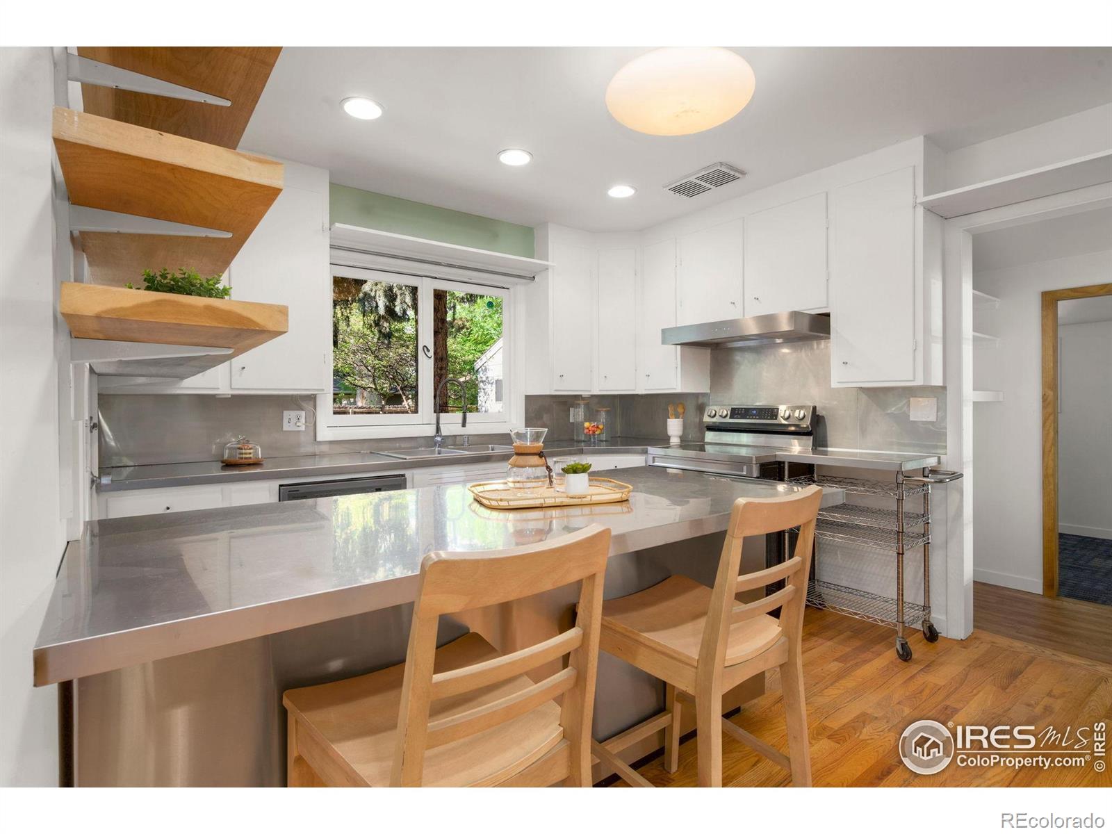 MLS Image #14 for 104 e harvard street,fort collins, Colorado