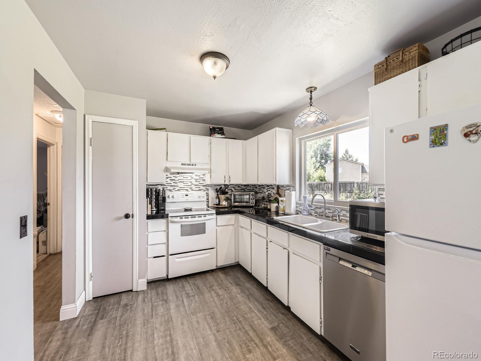 MLS Image #7 for 10895  fairfax way,thornton, Colorado