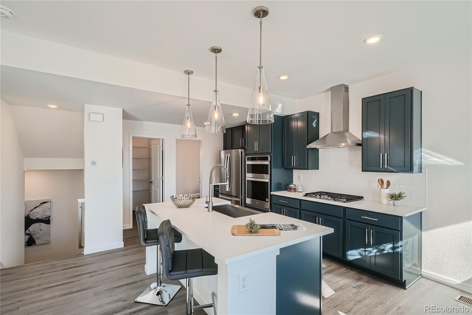 MLS Image #4 for 15336 w 68th loop,arvada, Colorado