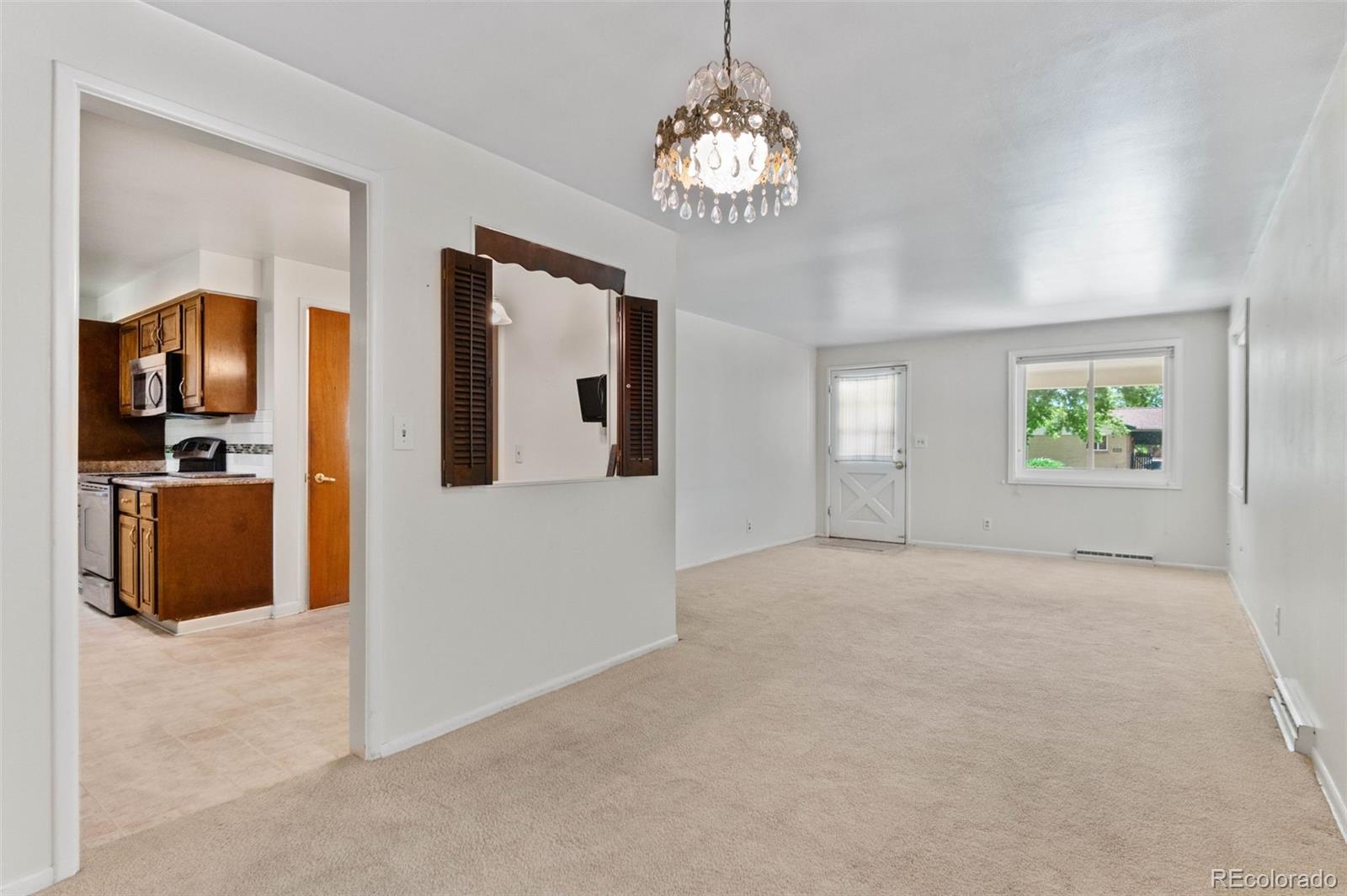 MLS Image #10 for 1637 s stuart street,denver, Colorado