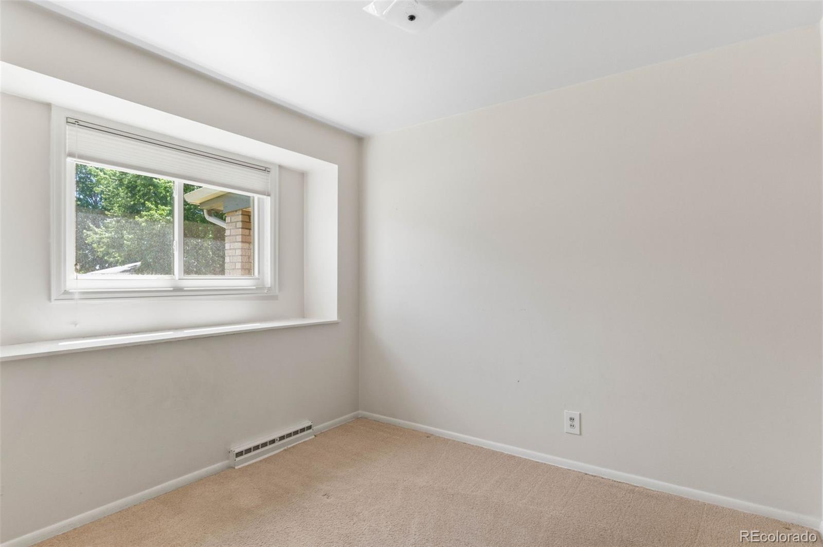 MLS Image #20 for 1637 s stuart street,denver, Colorado