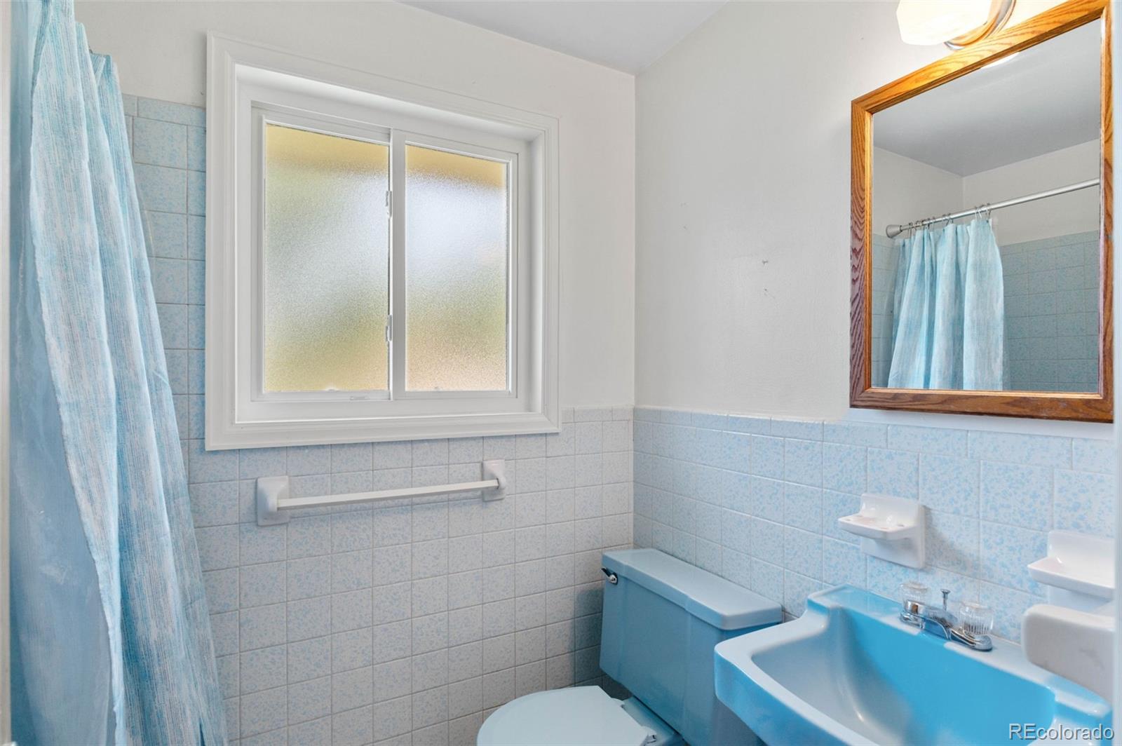 MLS Image #21 for 1637 s stuart street,denver, Colorado