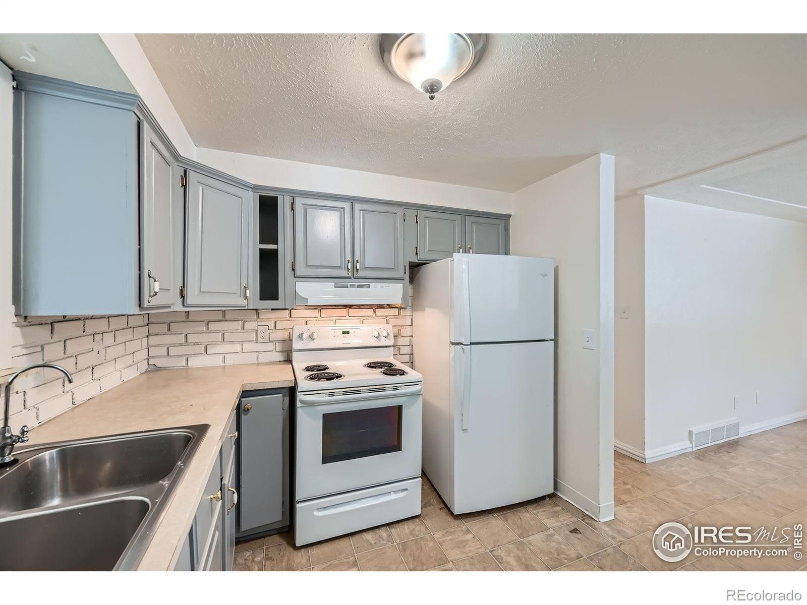 MLS Image #5 for 131 e 15th avenue,longmont, Colorado