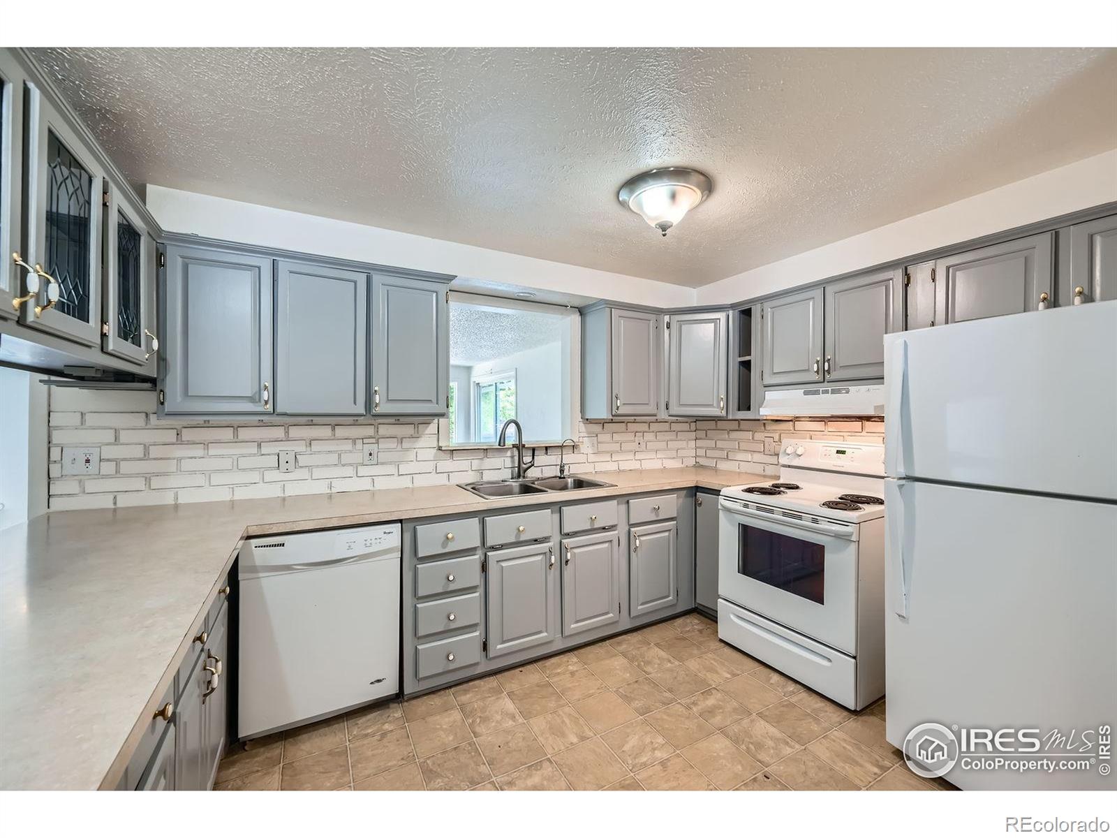 MLS Image #6 for 131 e 15th avenue,longmont, Colorado