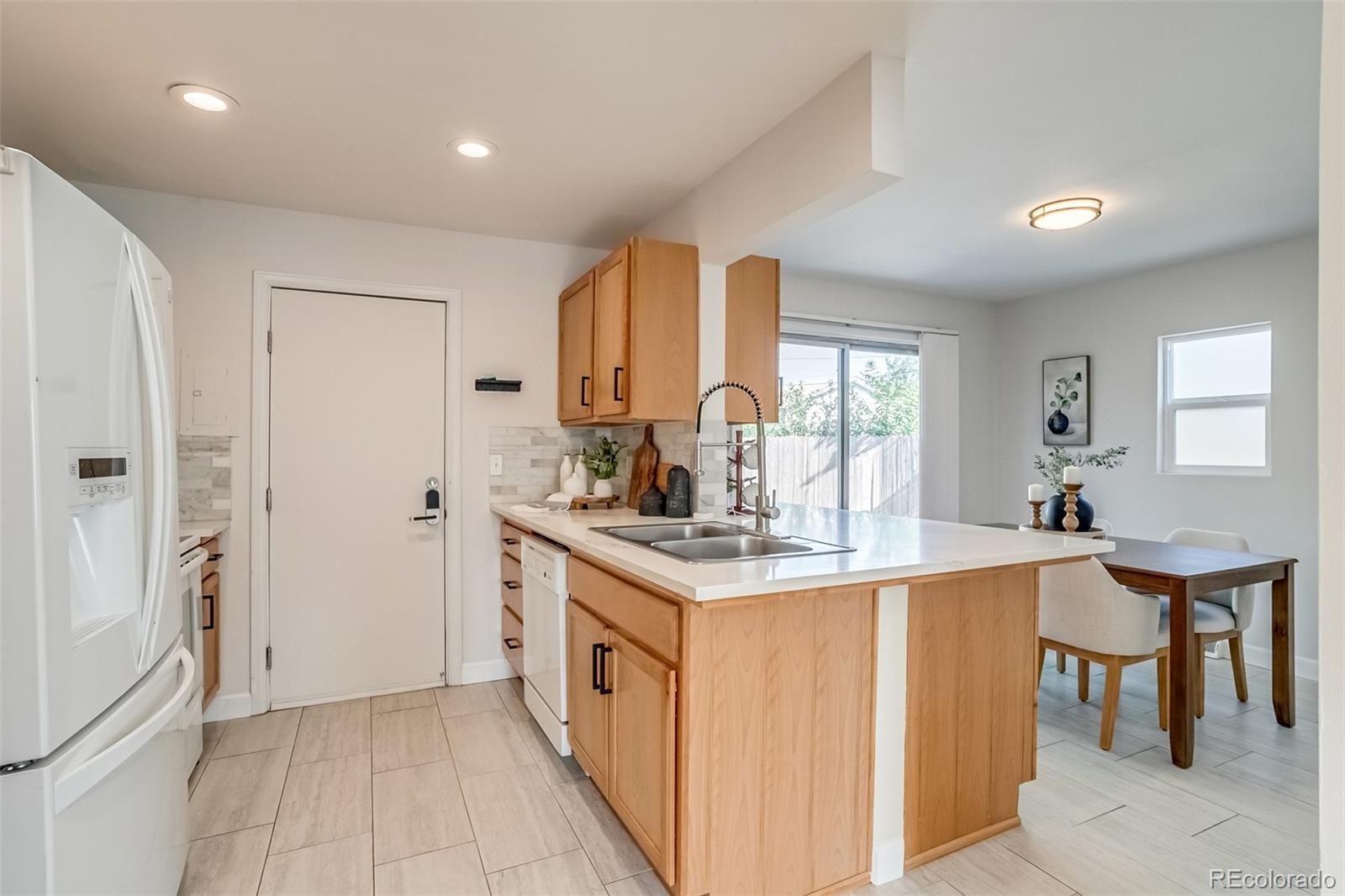 MLS Image #11 for 1060  grove street,denver, Colorado