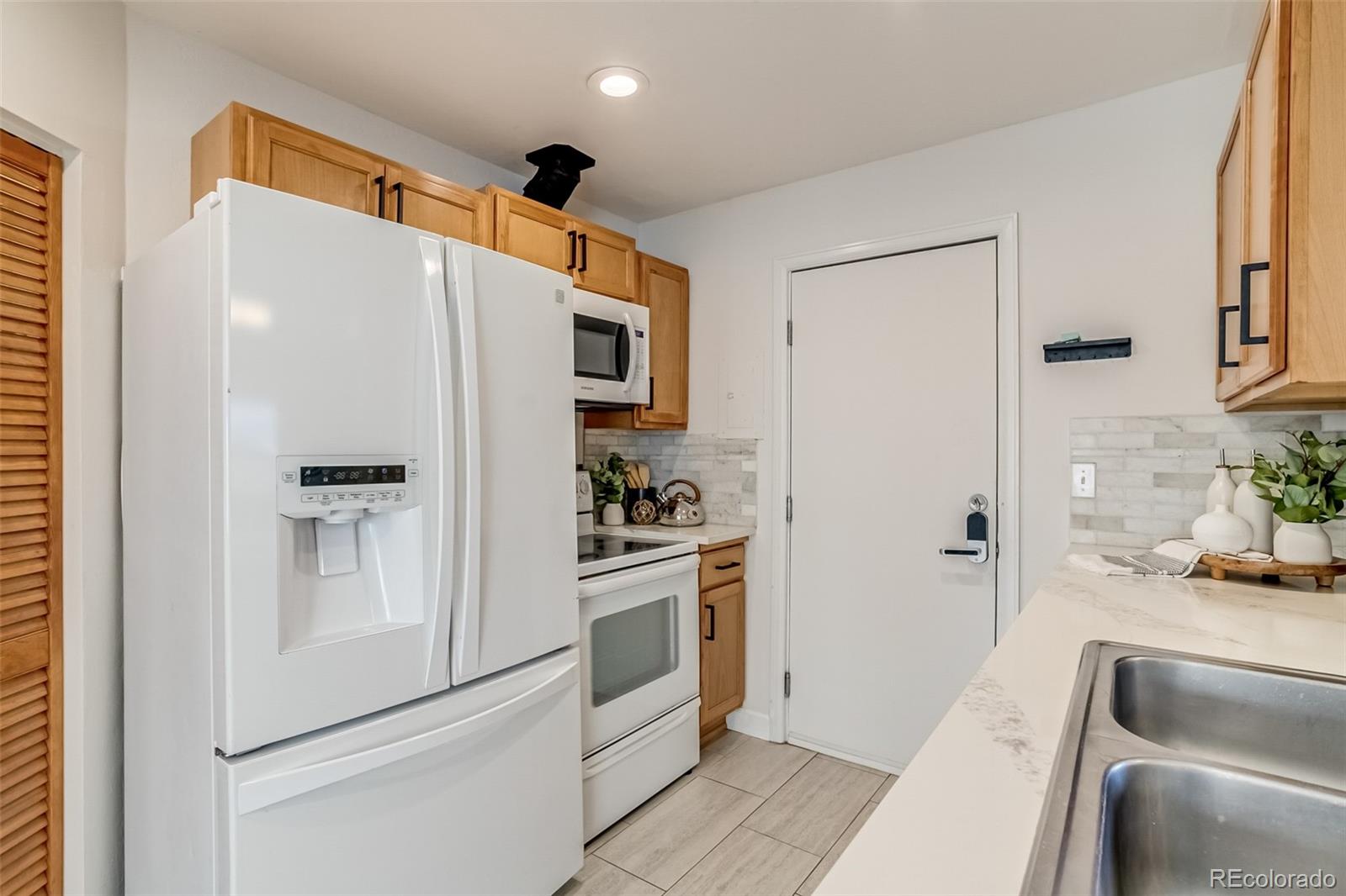MLS Image #12 for 1060  grove street,denver, Colorado