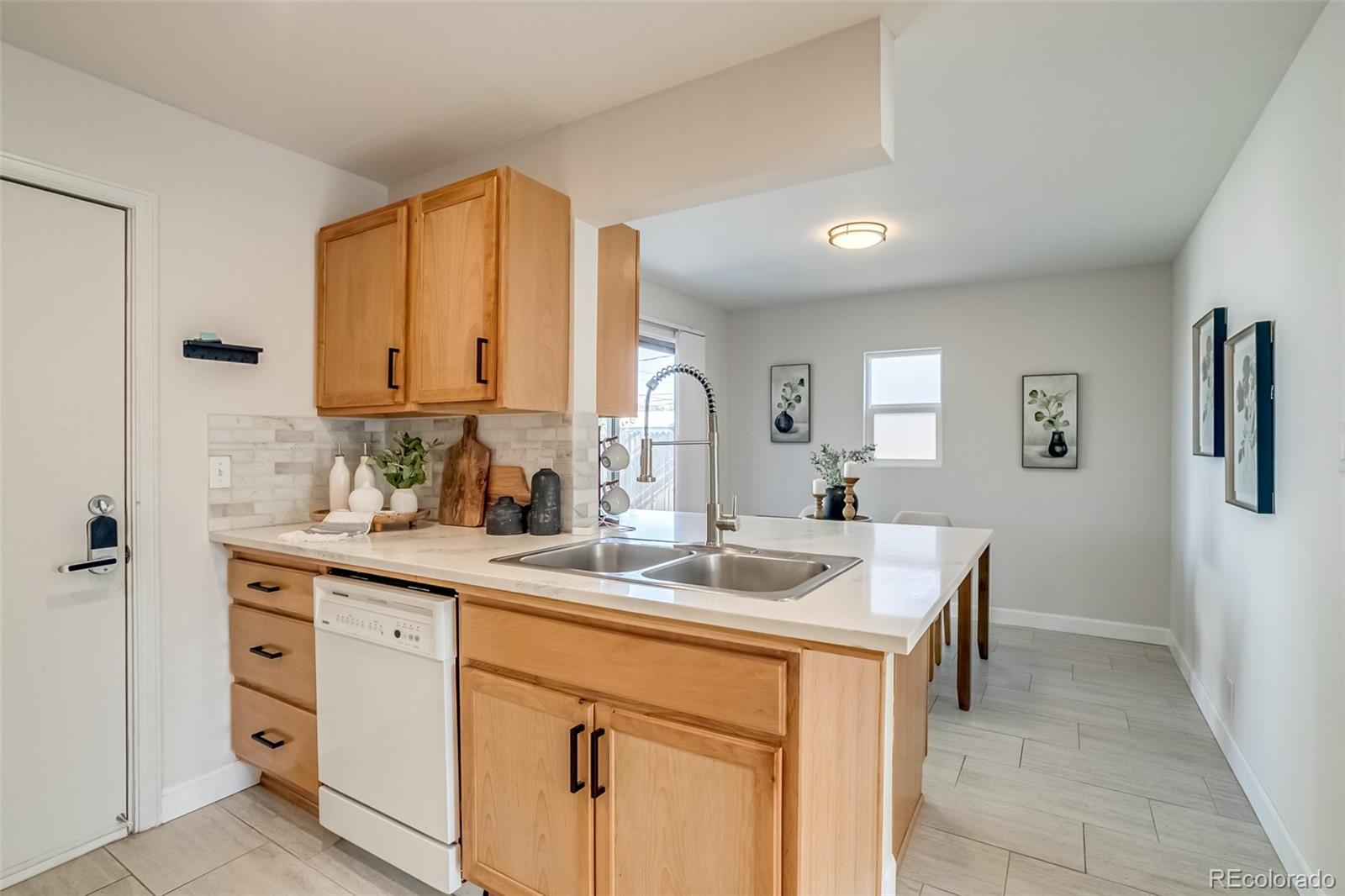MLS Image #13 for 1060  grove street,denver, Colorado