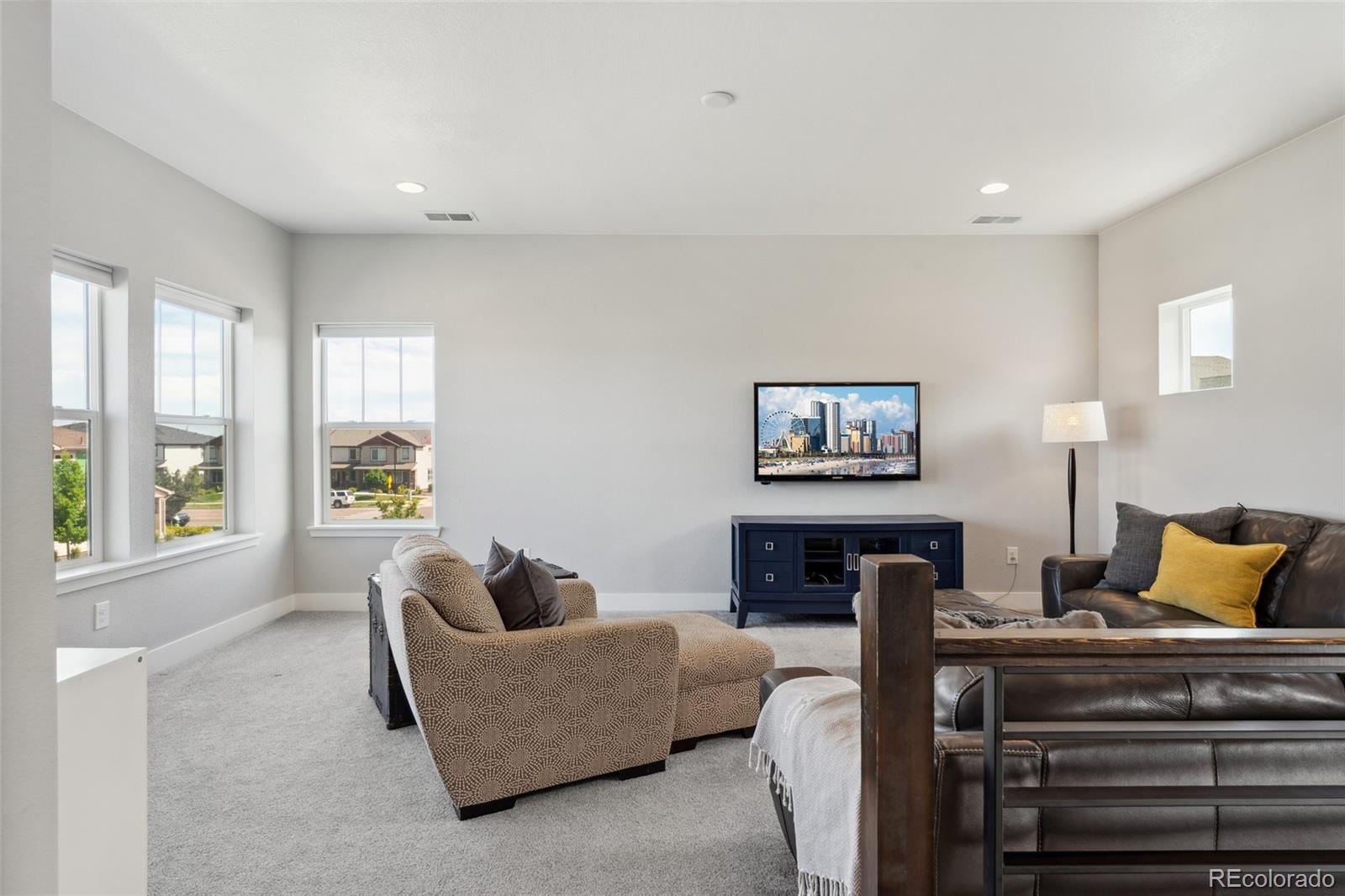 MLS Image #18 for 20998 e 60th place,aurora, Colorado