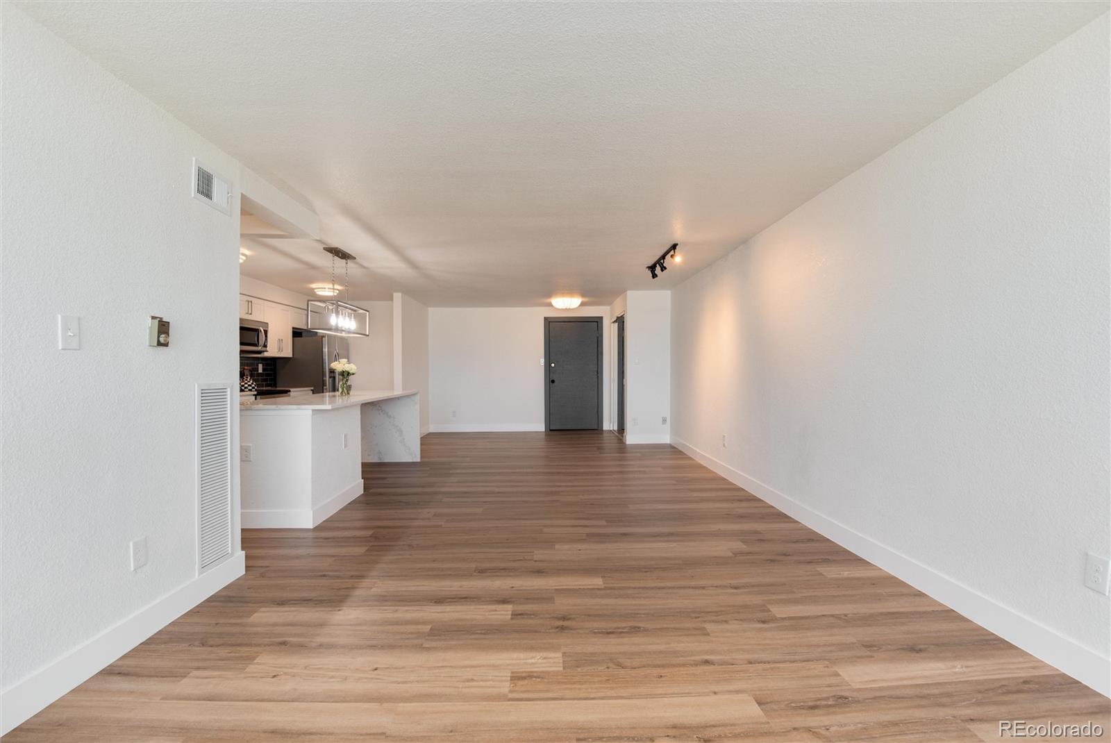 MLS Image #17 for 2  adams street,denver, Colorado