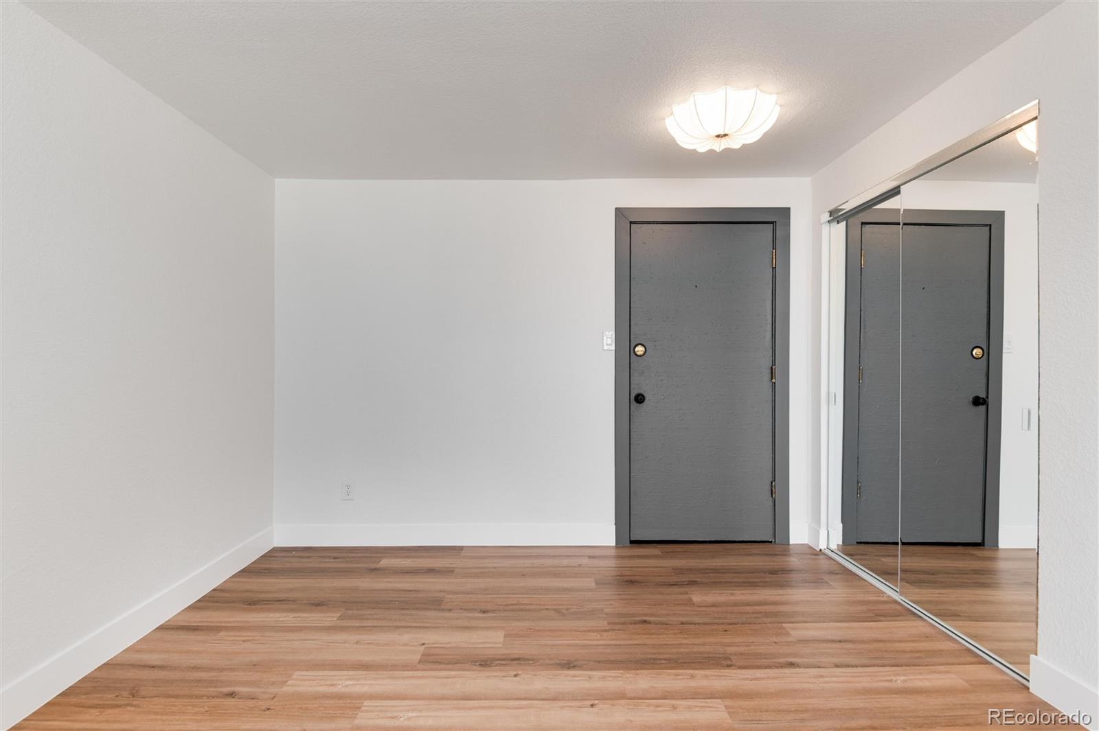 MLS Image #23 for 2  adams street,denver, Colorado