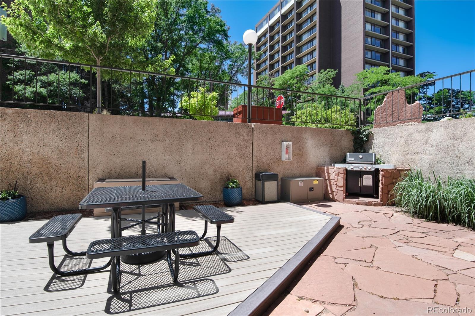 MLS Image #33 for 2  adams street,denver, Colorado