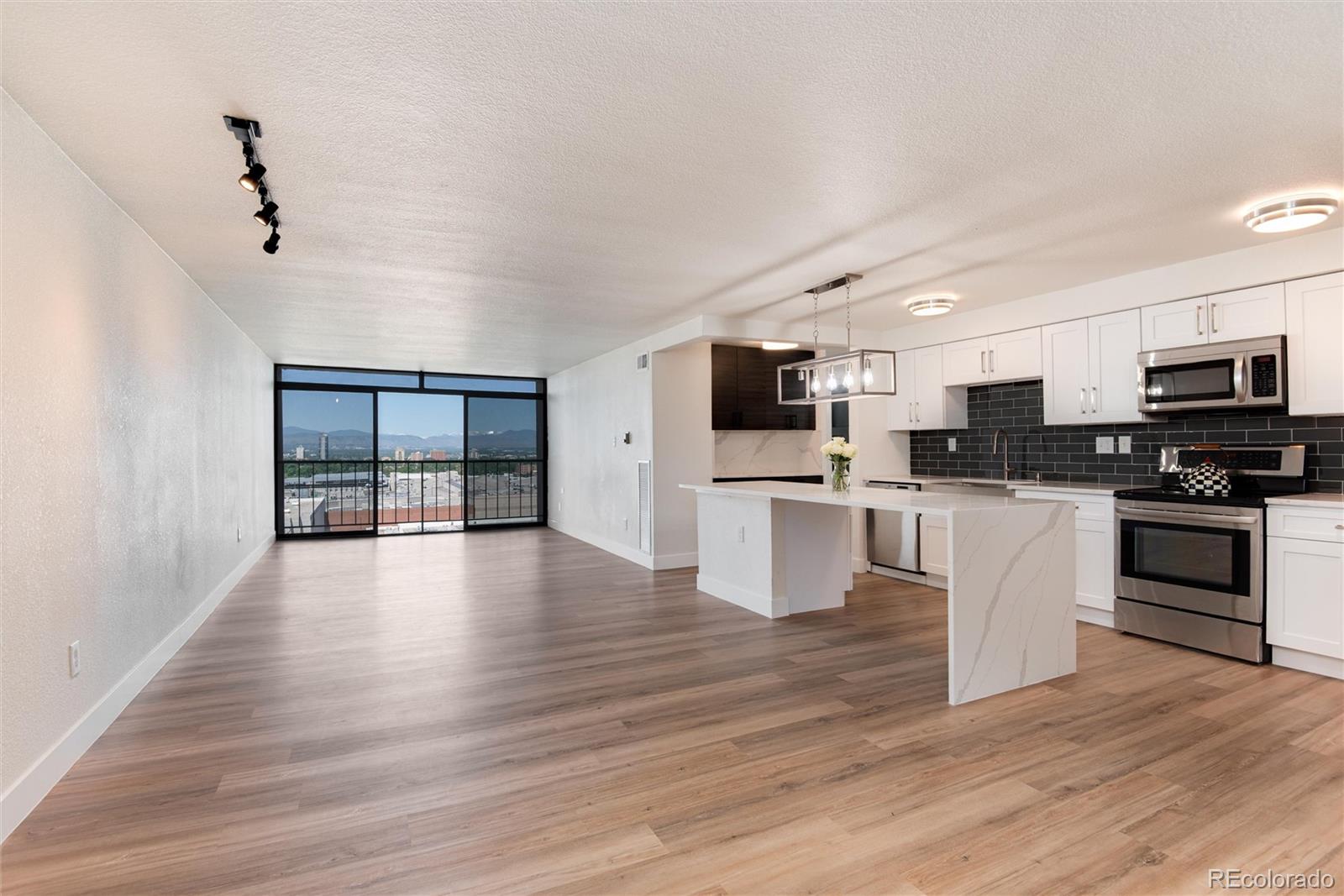MLS Image #4 for 2  adams street,denver, Colorado