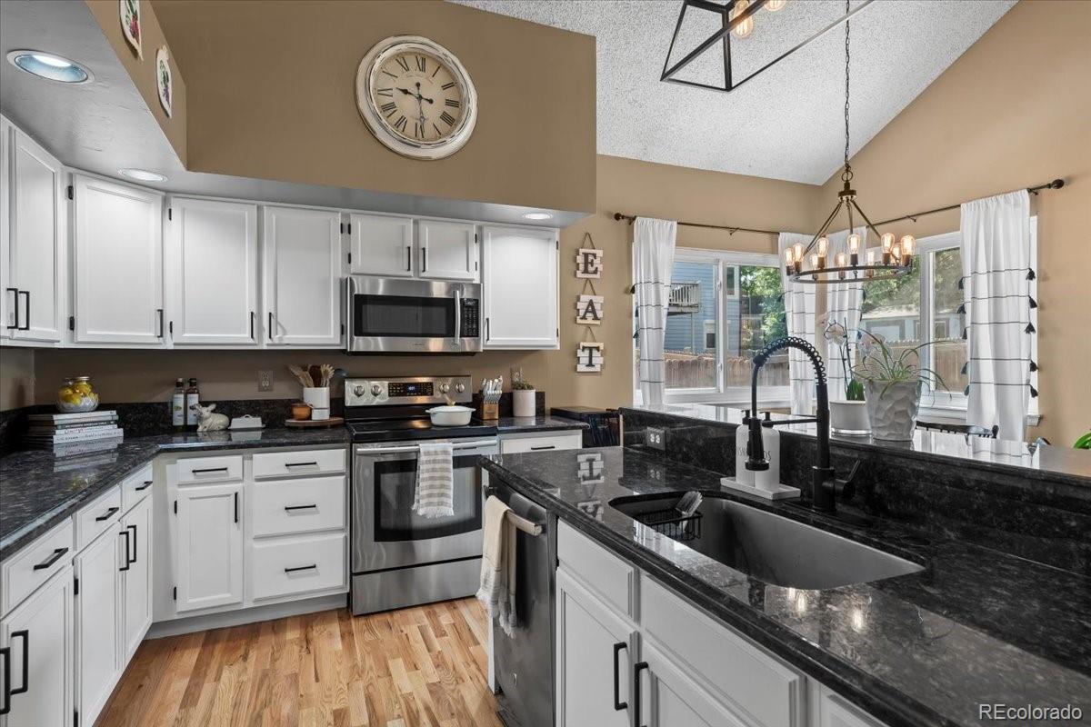 MLS Image #11 for 8051 w 78th circle,arvada, Colorado