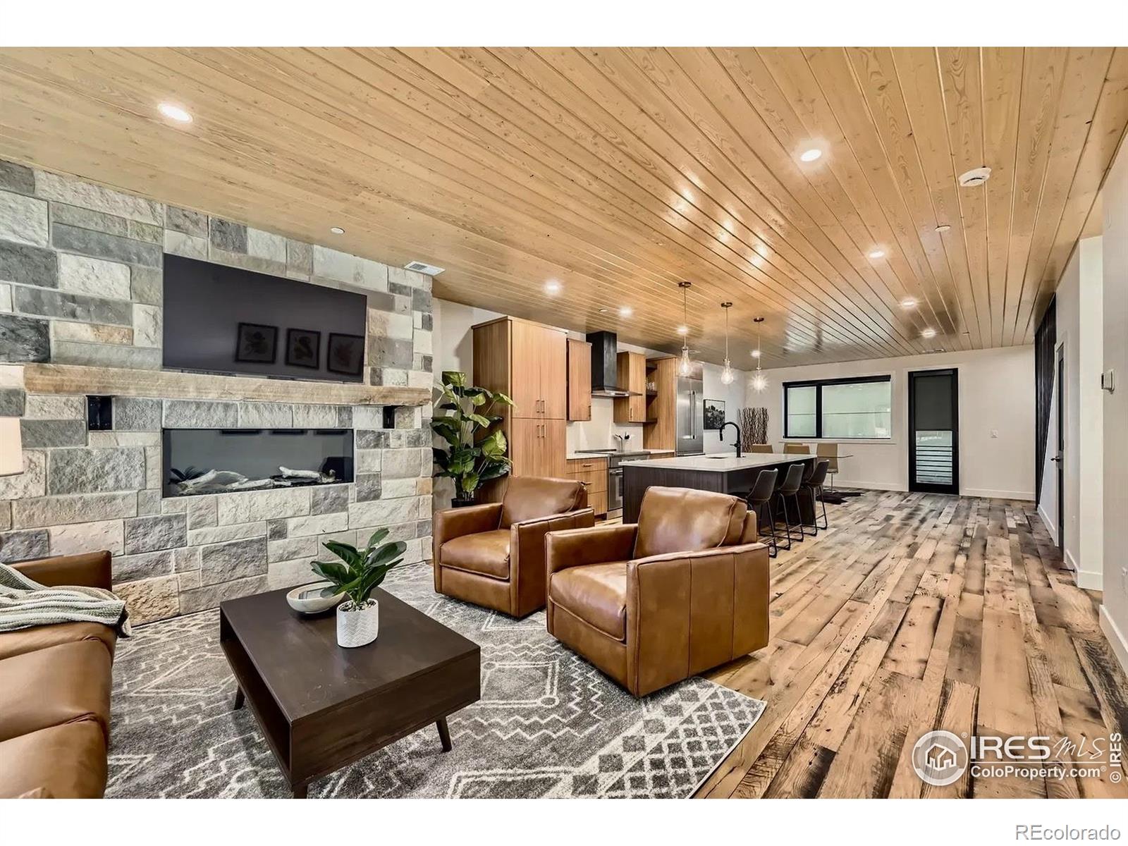 MLS Image #2 for 1109  neon forest circle,longmont, Colorado