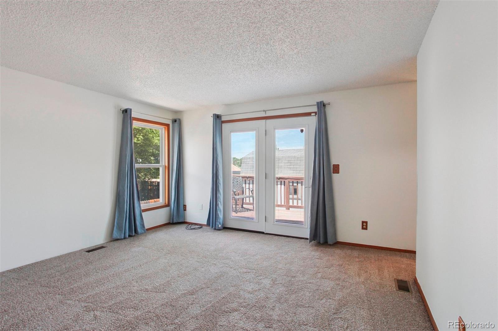 MLS Image #11 for 2800  troxell avenue,longmont, Colorado