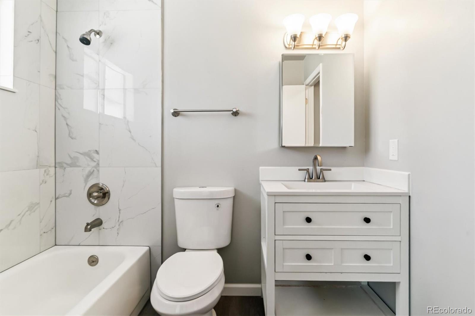 MLS Image #13 for 1927 s peoria street,aurora, Colorado