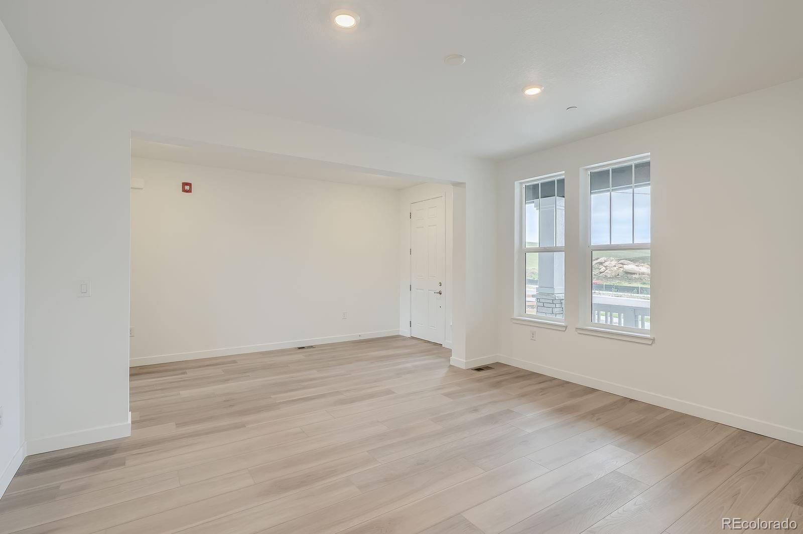 MLS Image #5 for 661  sunrise street,erie, Colorado
