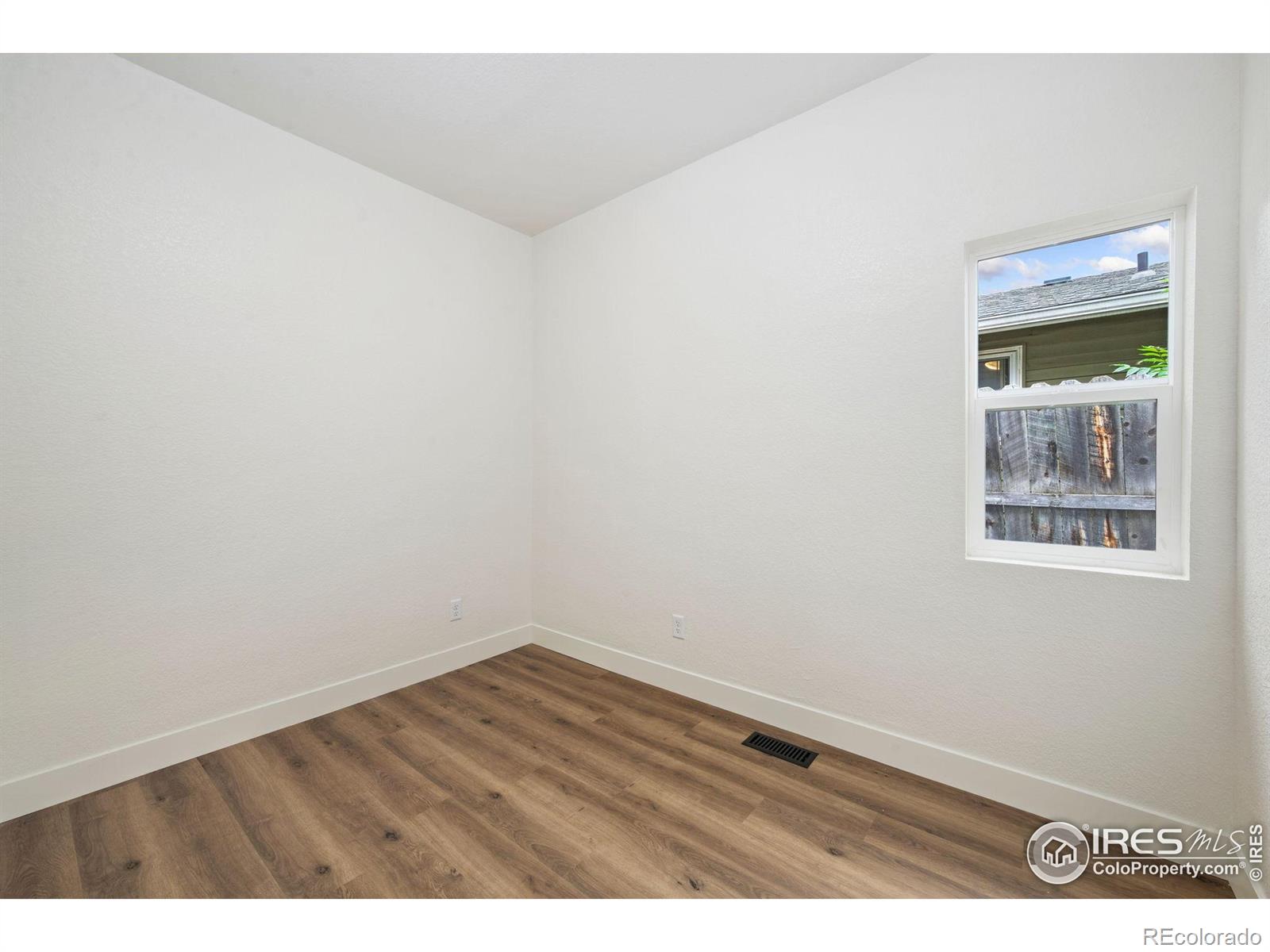 MLS Image #6 for 1401 e 7th street,loveland, Colorado