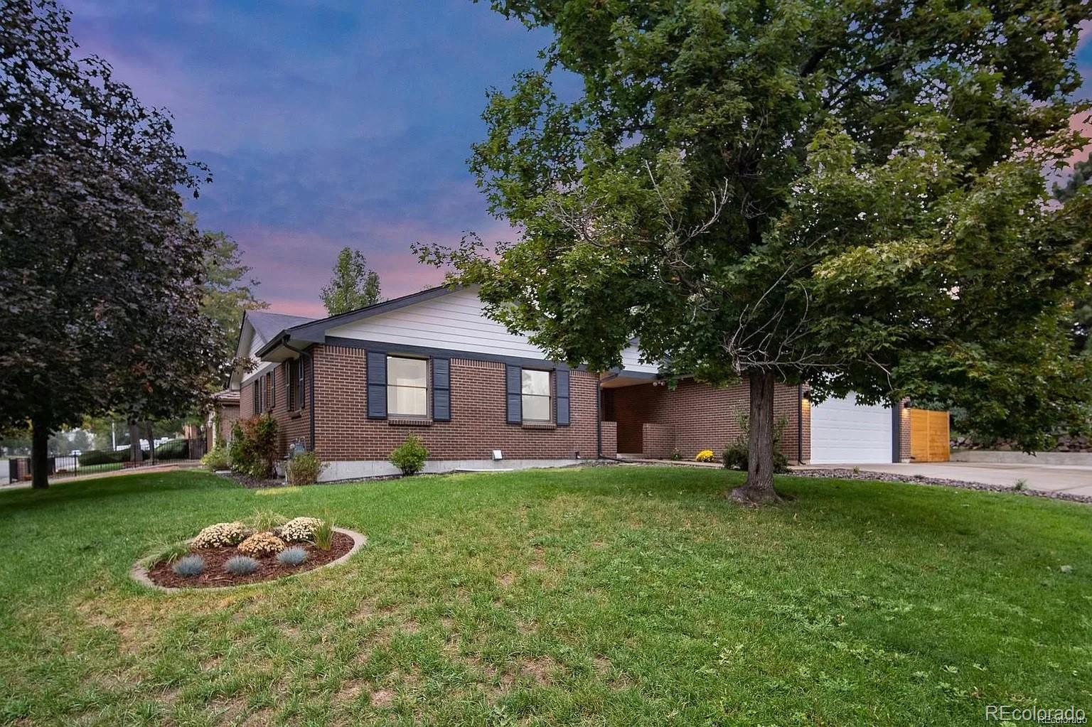 CMA Image for 7651  Robb Street,Arvada, Colorado