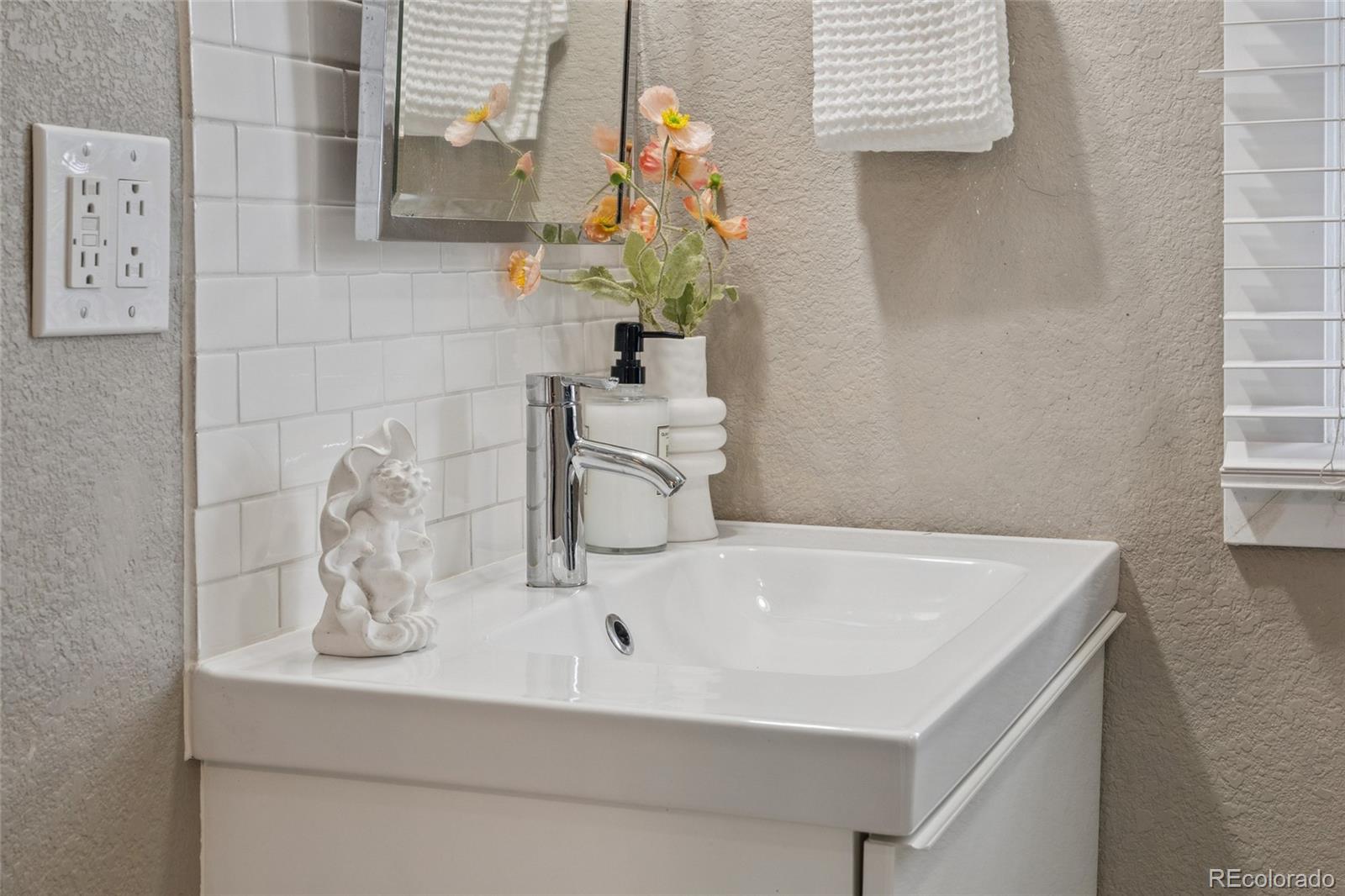 MLS Image #19 for 3881  zenobia street,denver, Colorado