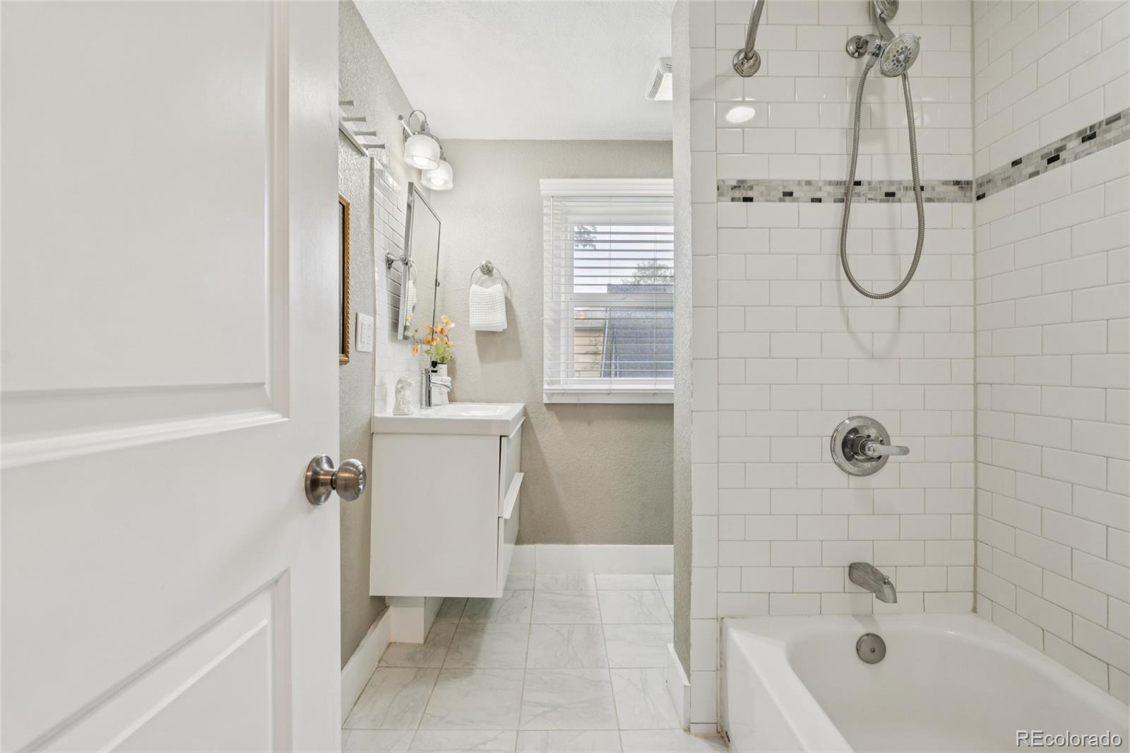 MLS Image #28 for 3881  zenobia street,denver, Colorado