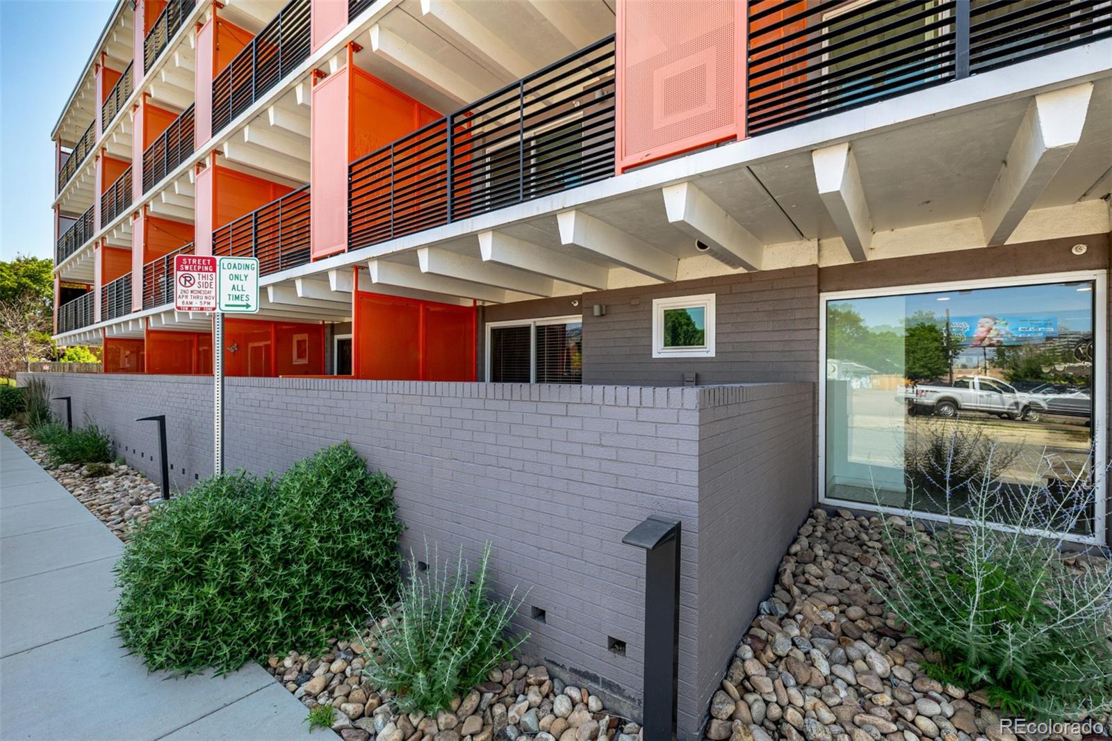 MLS Image #2 for 1495  vrain street 110,denver, Colorado