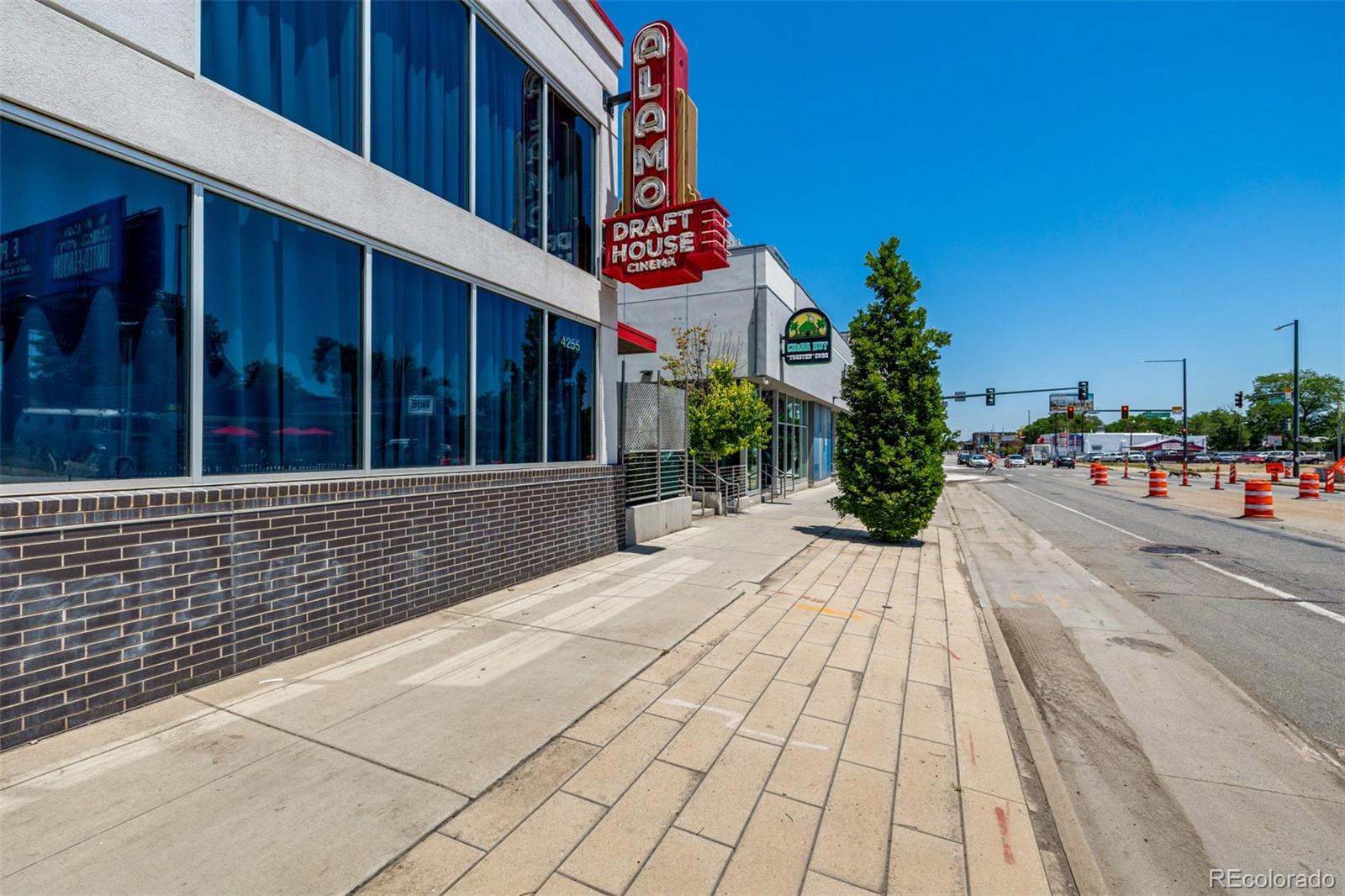 MLS Image #33 for 1495  vrain street 110,denver, Colorado