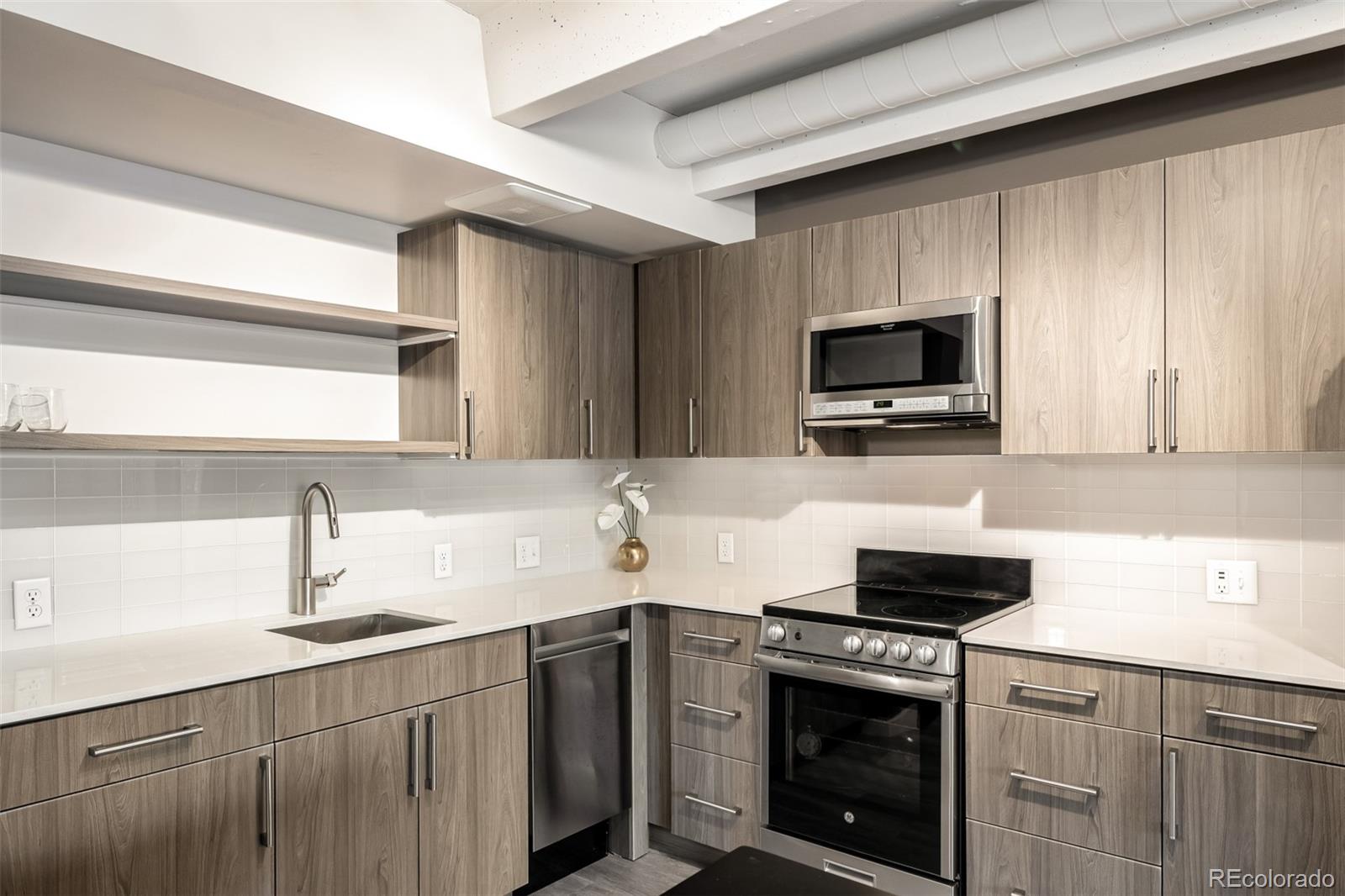 MLS Image #8 for 1495  vrain street 110,denver, Colorado