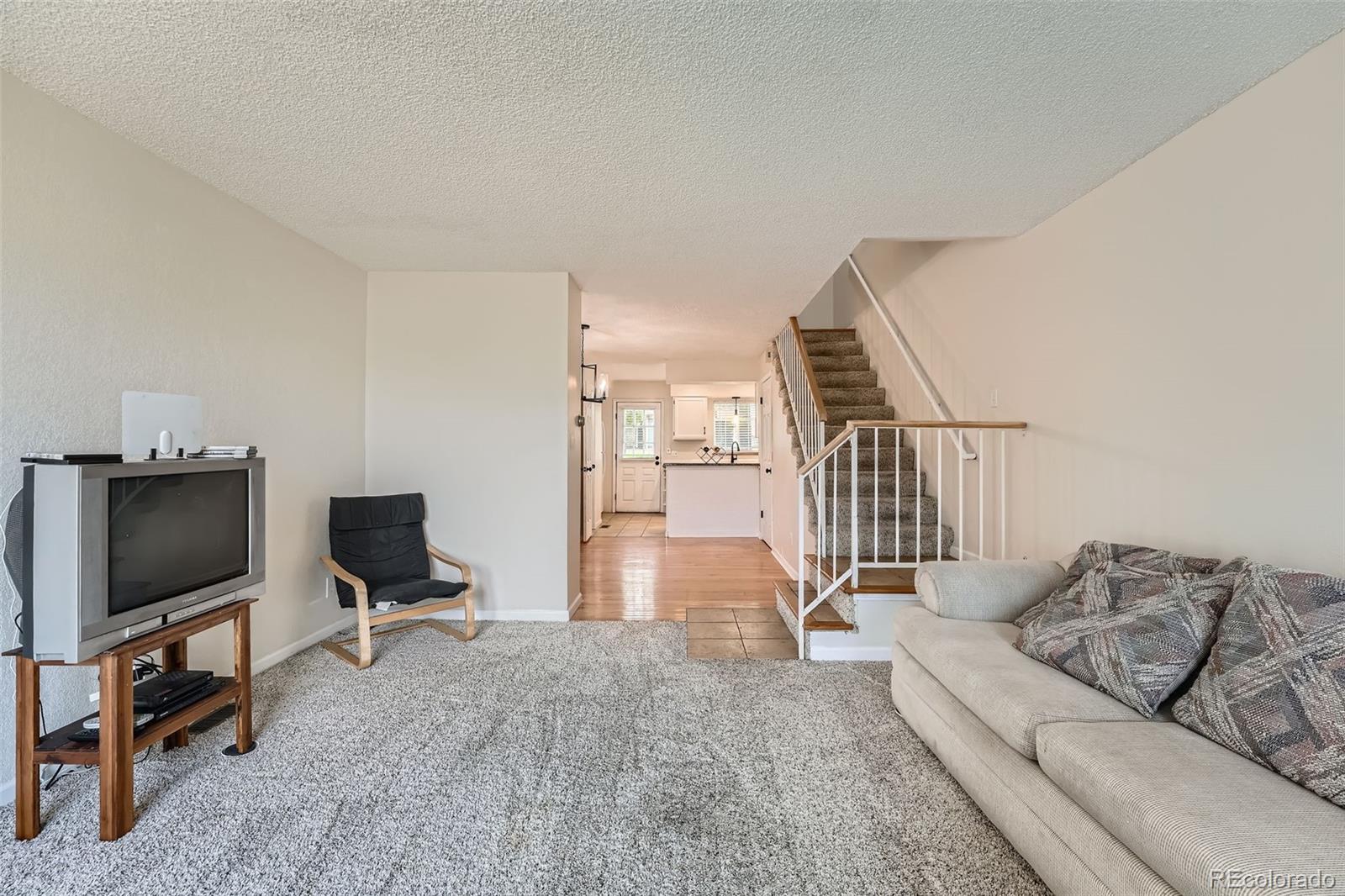 MLS Image #6 for 9202 w ontario drive,littleton, Colorado
