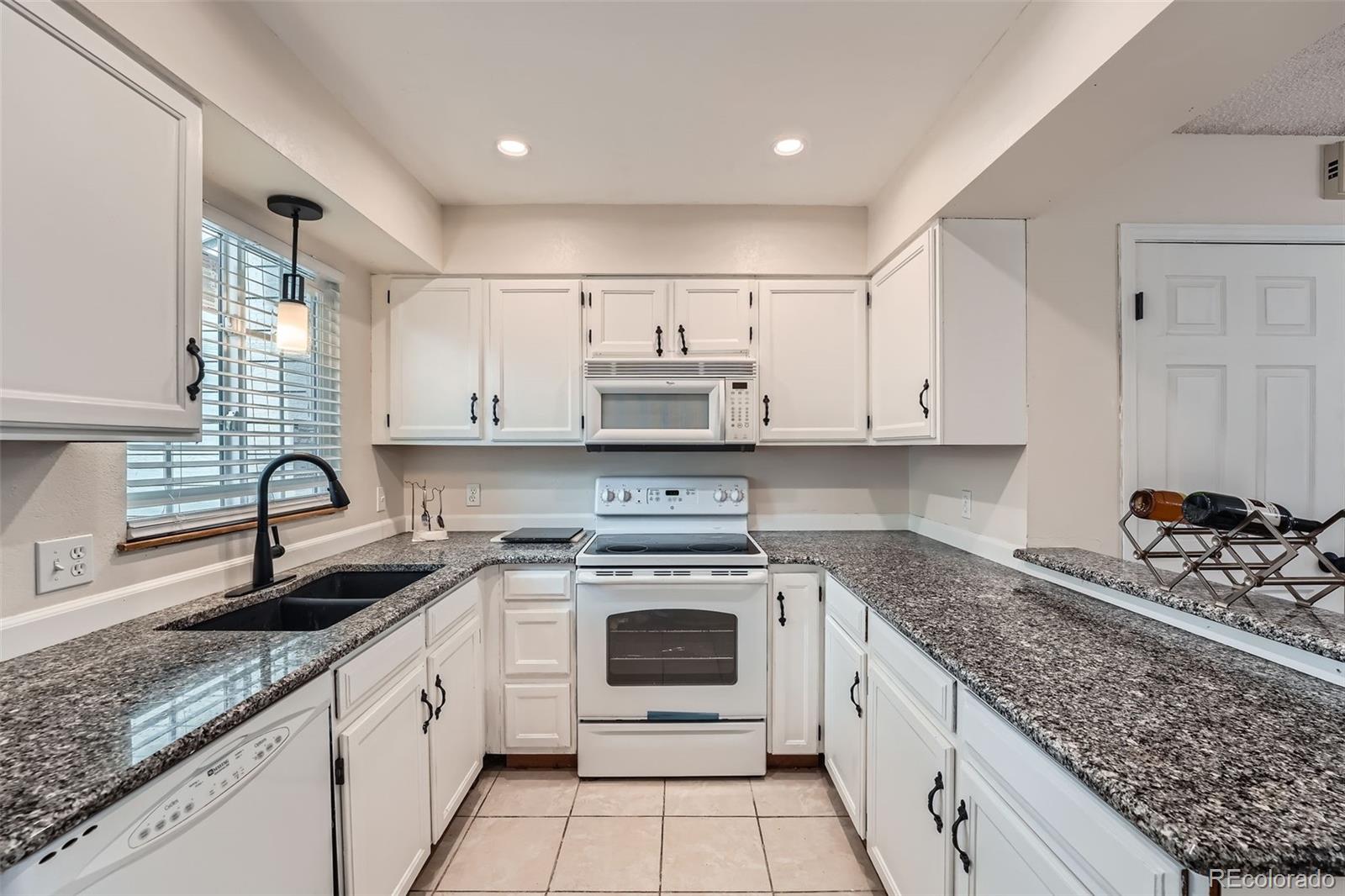 MLS Image #9 for 9202 w ontario drive,littleton, Colorado