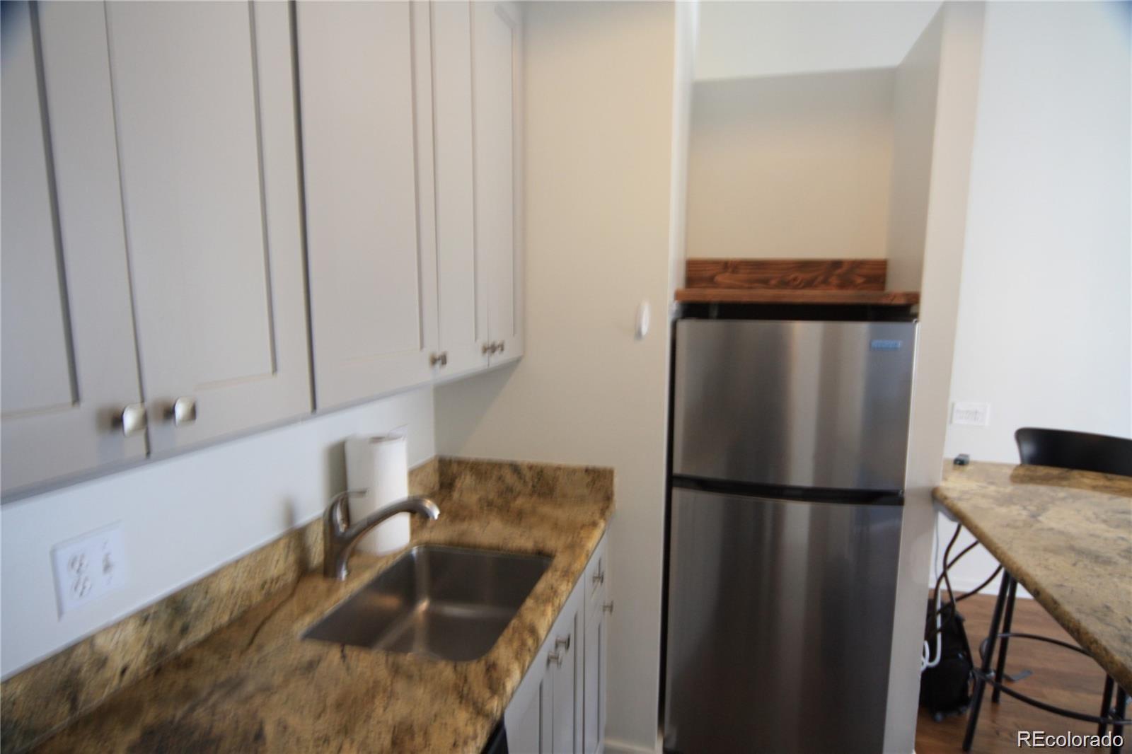 MLS Image #10 for 720  16th street,denver, Colorado
