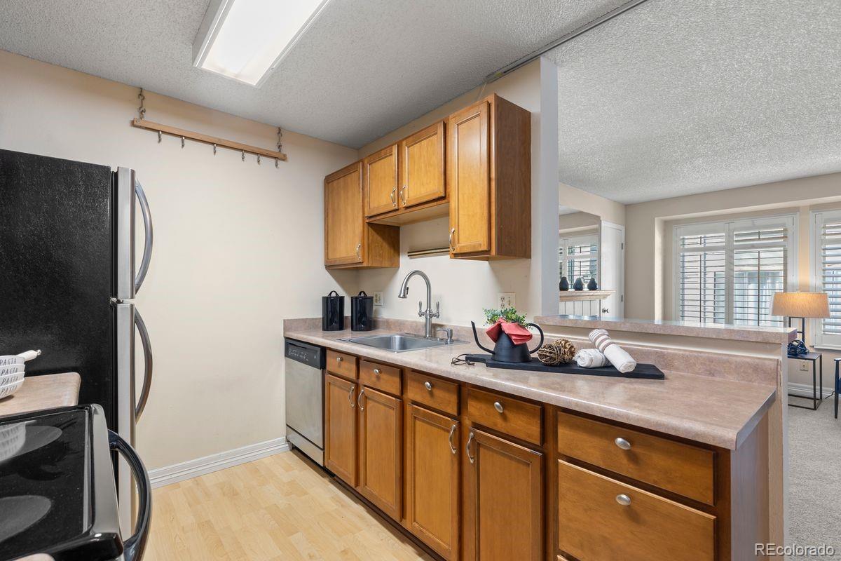 MLS Image #16 for 10212 w 80th drive,arvada, Colorado