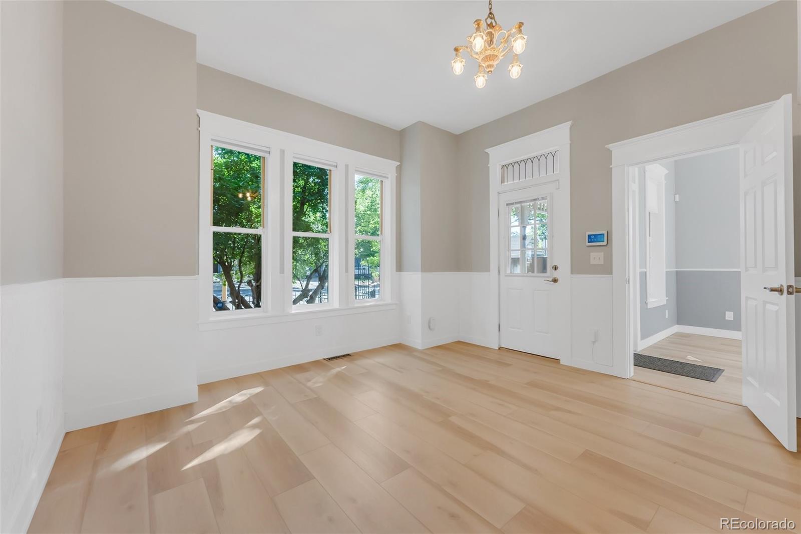 MLS Image #9 for 2323 w pikes peak avenue,colorado springs, Colorado