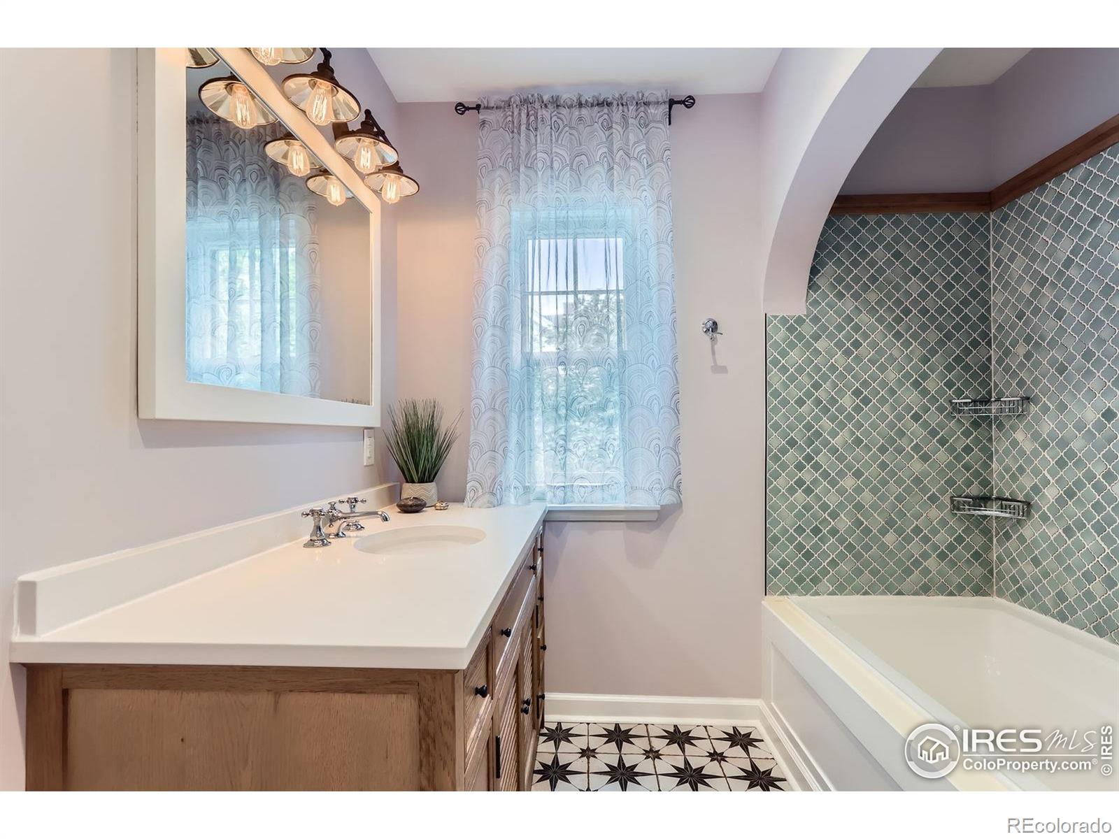 MLS Image #12 for 340  vivian street,longmont, Colorado