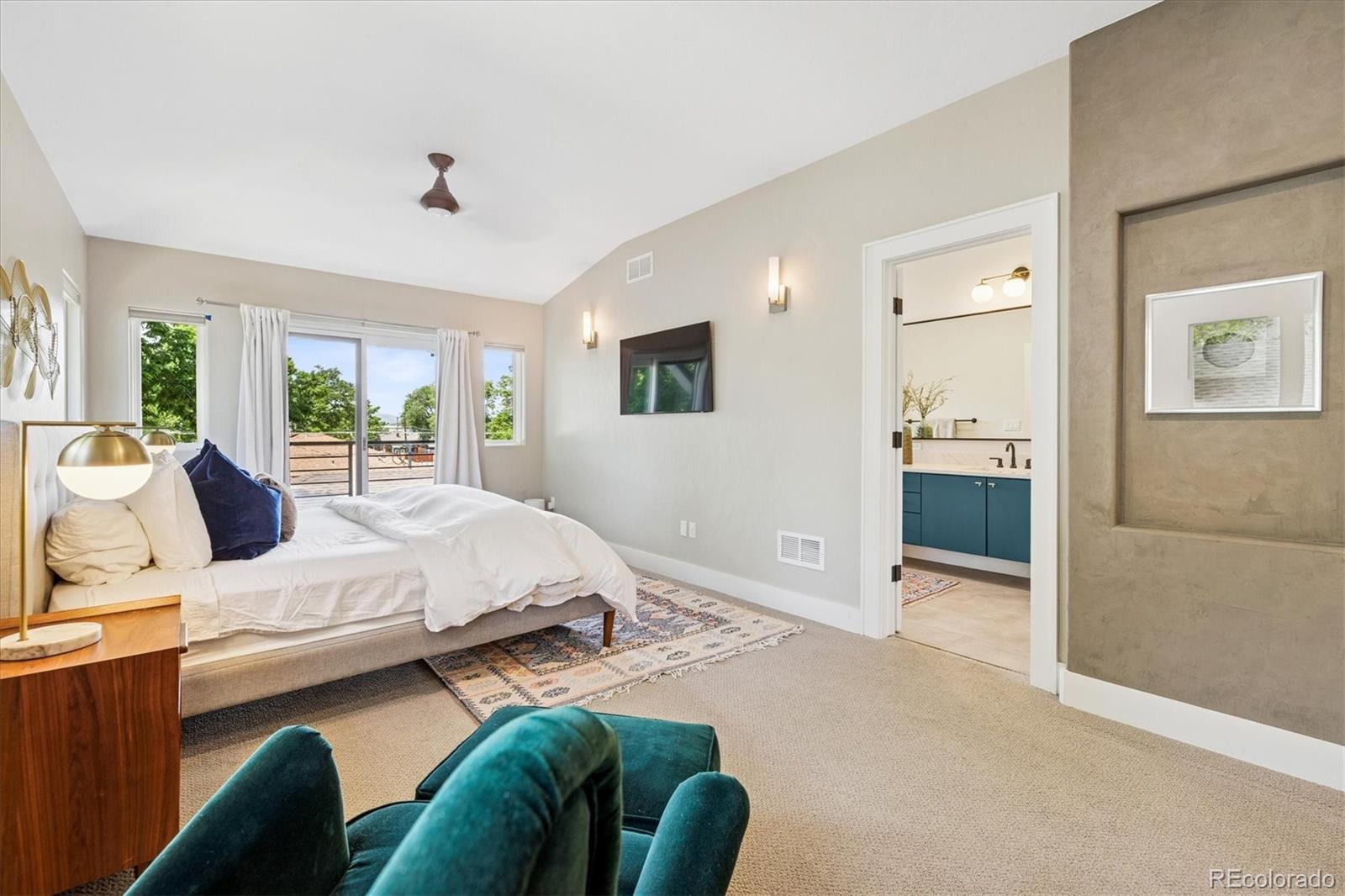 MLS Image #26 for 1703 s grant street,denver, Colorado