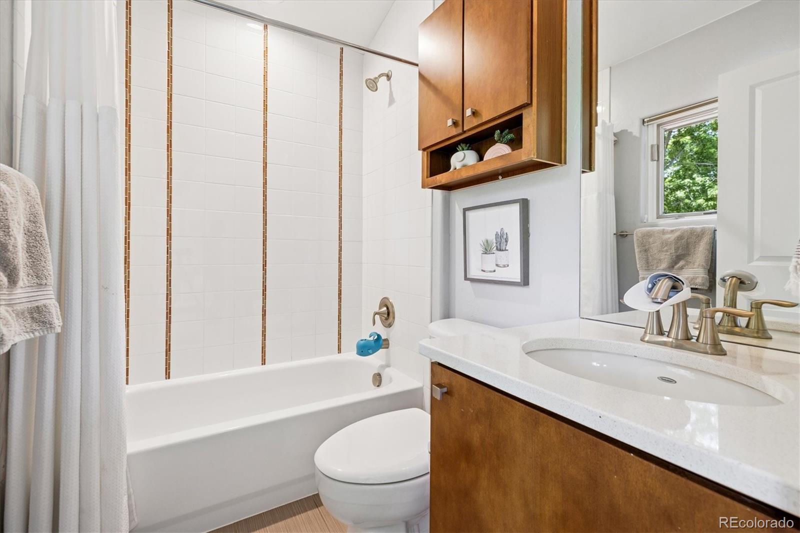 MLS Image #33 for 1703 s grant street,denver, Colorado