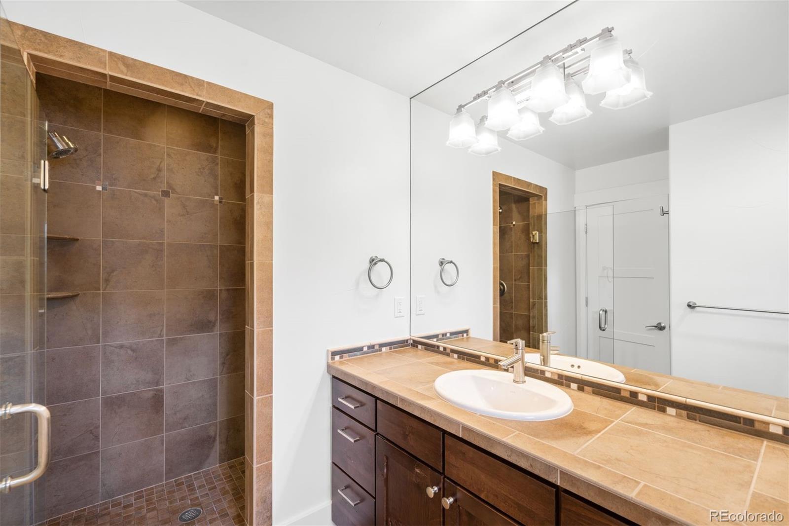 MLS Image #23 for 1934 s sherman street,denver, Colorado