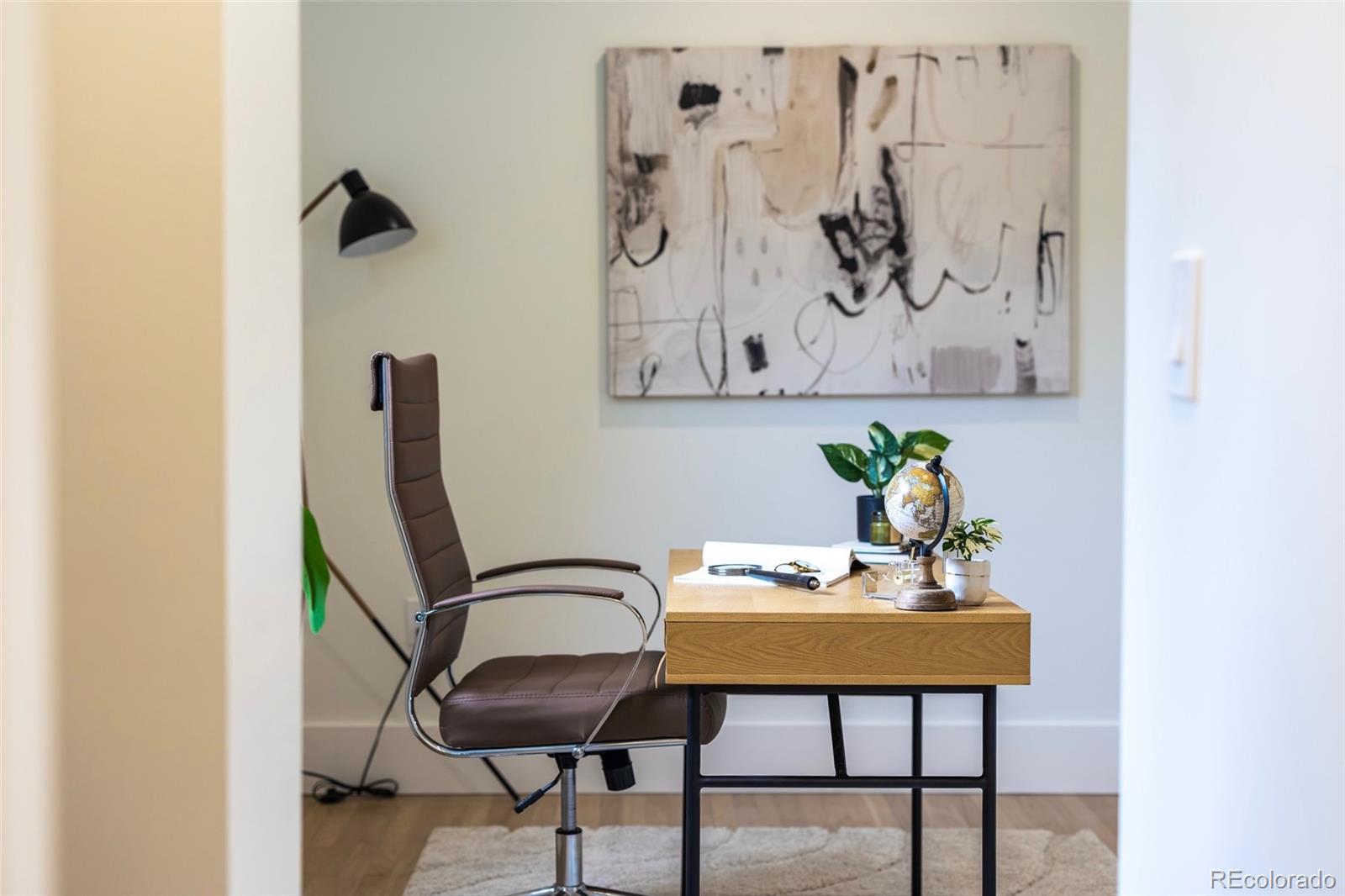 MLS Image #20 for 875 s high street,denver, Colorado