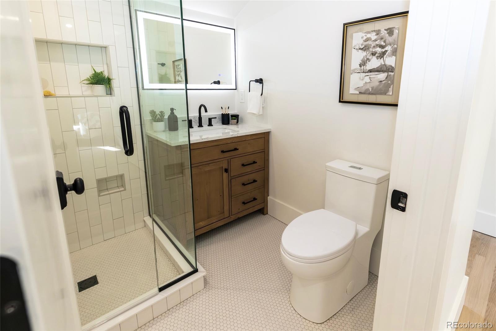 MLS Image #28 for 875 s high street,denver, Colorado