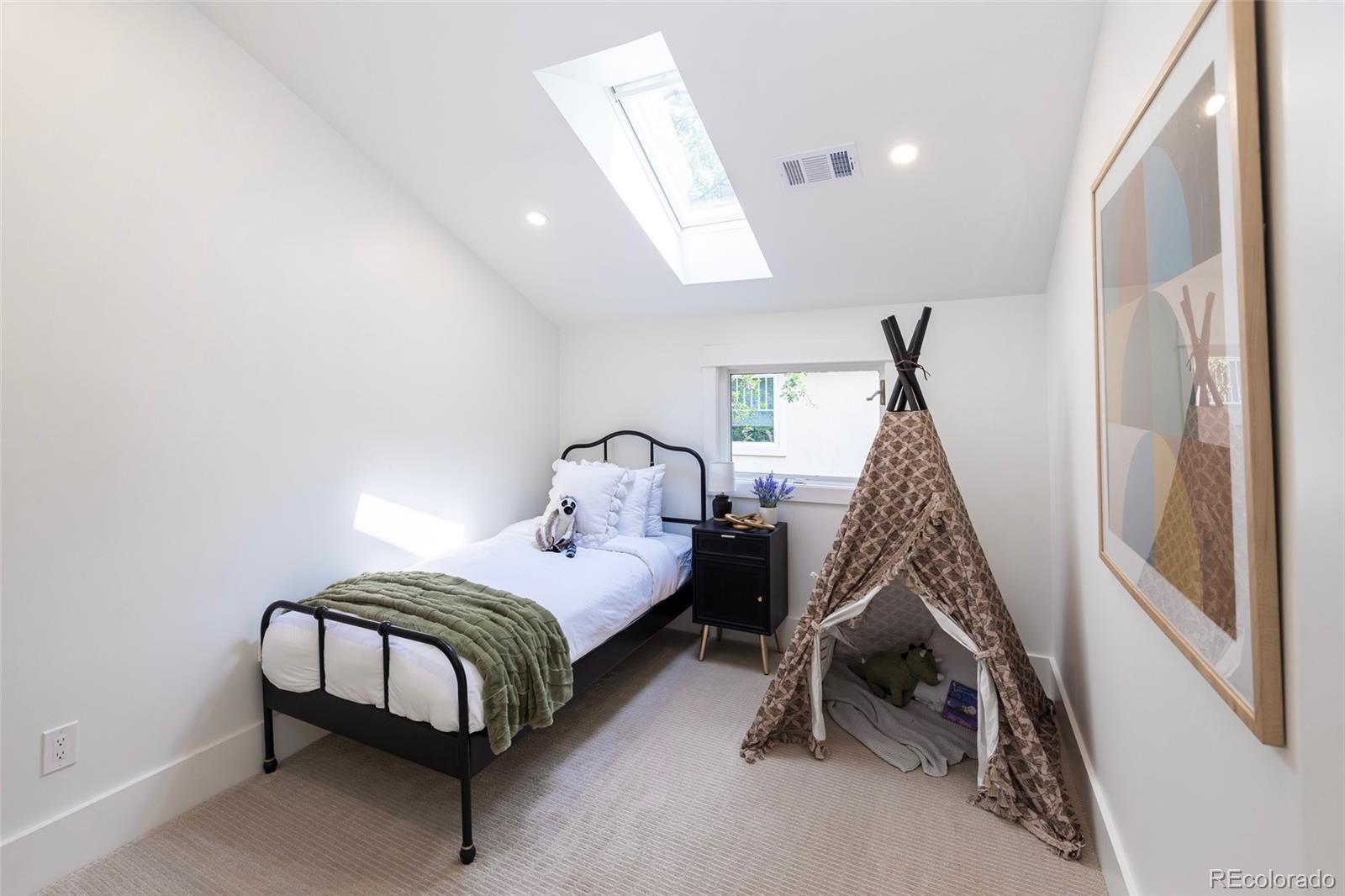 MLS Image #29 for 875 s high street,denver, Colorado
