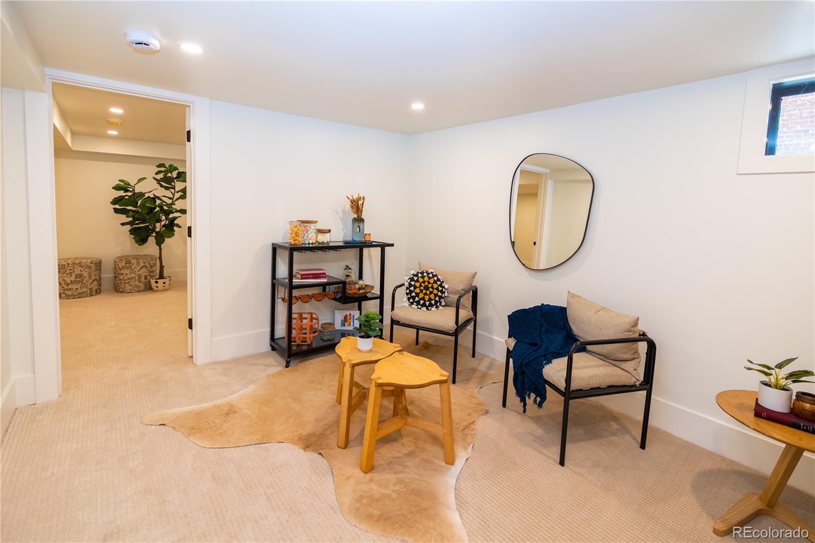 MLS Image #45 for 875 s high street,denver, Colorado