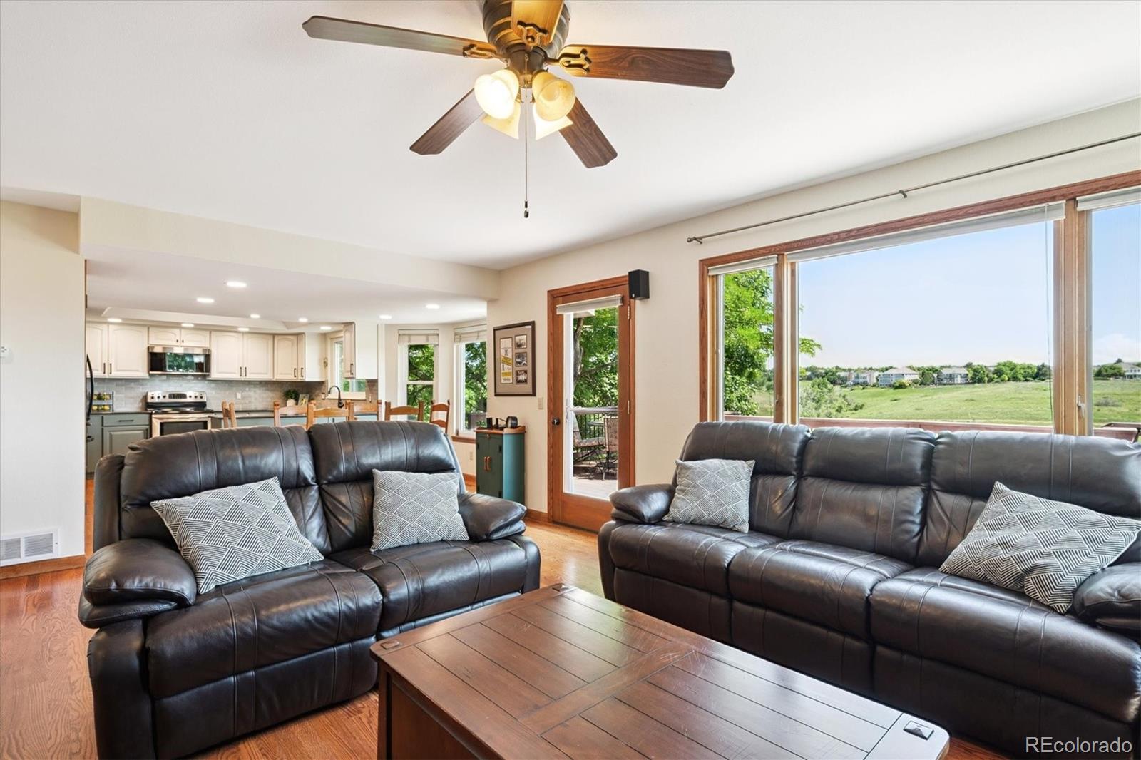 MLS Image #12 for 984  shadow mountain drive,highlands ranch, Colorado