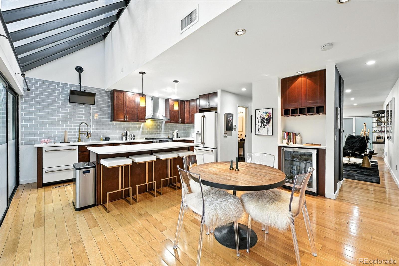 MLS Image #10 for 960 n pennsylvania street 6,denver, Colorado