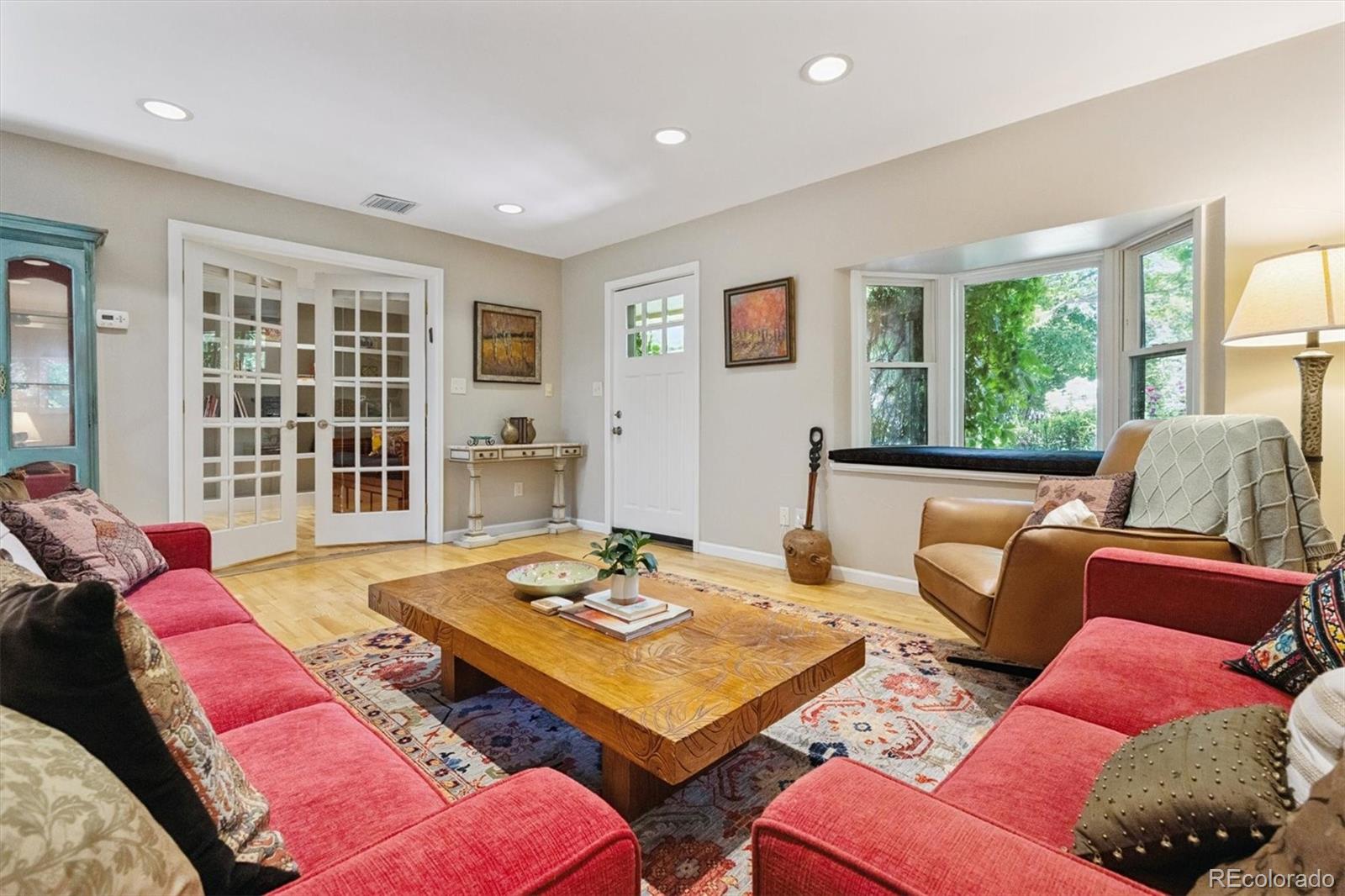 MLS Image #12 for 901 s leyden street,denver, Colorado