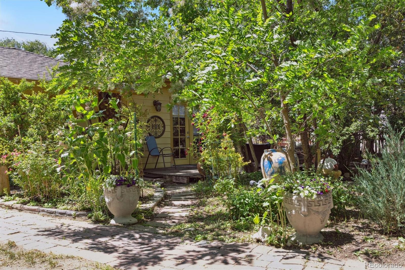 MLS Image #25 for 901 s leyden street,denver, Colorado