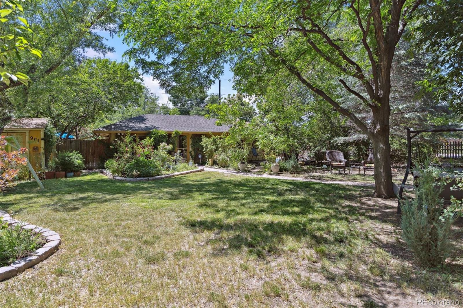 MLS Image #28 for 901 s leyden street,denver, Colorado