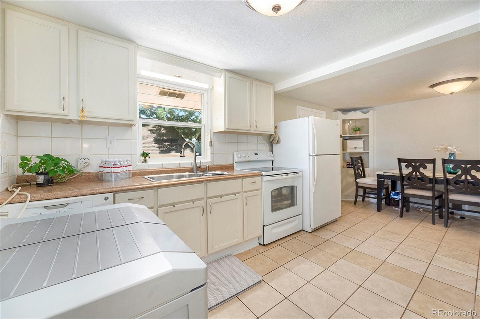 MLS Image #2 for 11940 w independence avenue,lakewood, Colorado