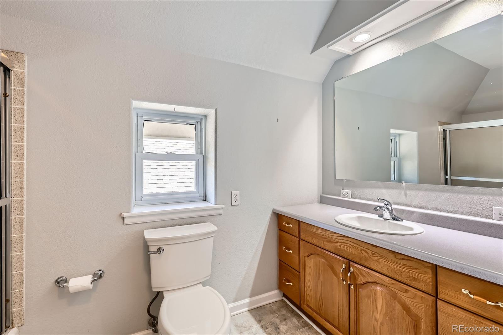 MLS Image #15 for 165 s ogden street,denver, Colorado